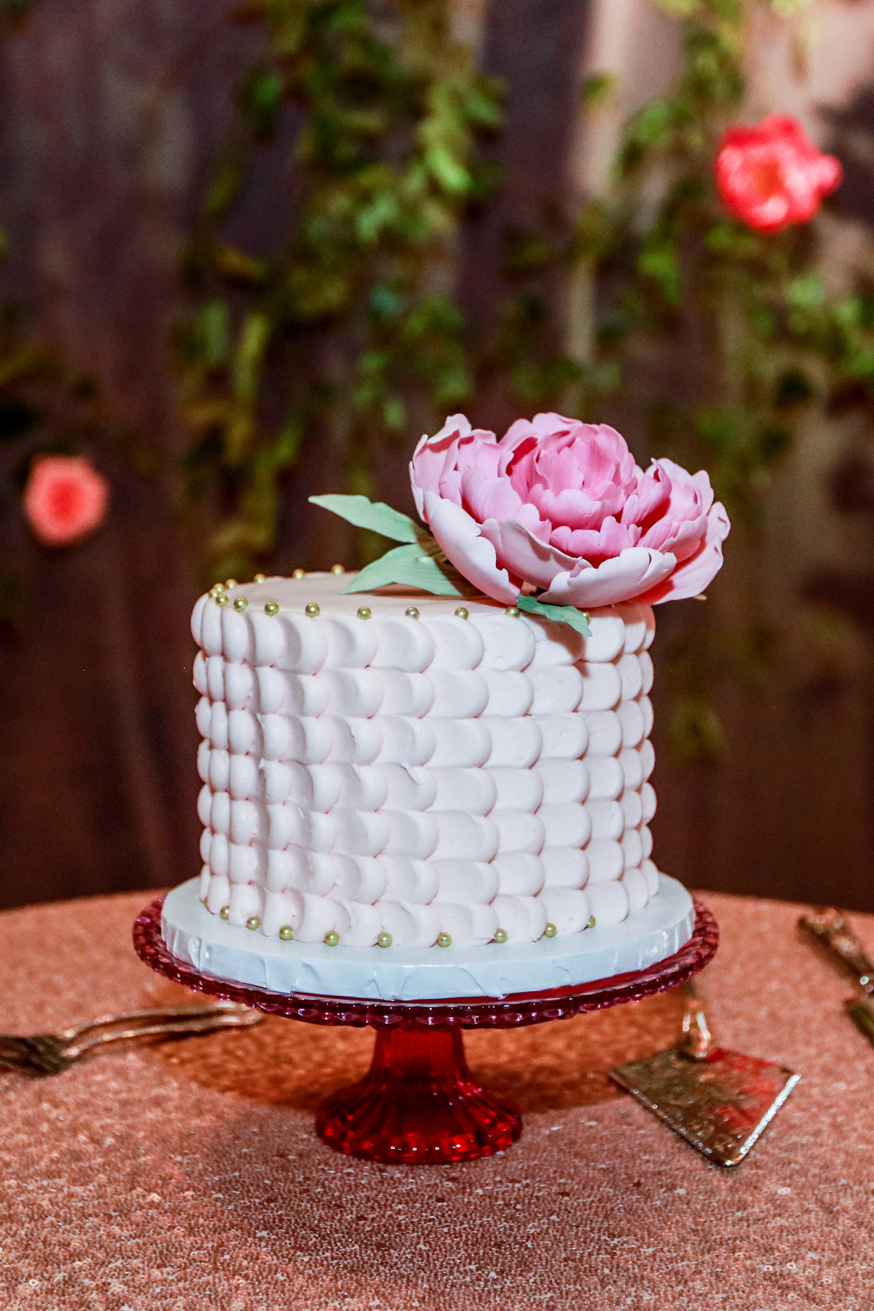 Planner: Nadia | Photographer: Justin Graddy | Dress: Bridal Accents Couture (Watters Gown) Ceremony: Chapel of Saint Thomas Aquinas (UST) | Reception: Aria | Caterer: Deco Catering | Florist: Studio Fleurette | Rentals + Decor: Linen Effects | Cake: Nadia Cakes | Calligrapher: Rosann K | Officiant: Fr. James Stiles / St. Odilia Catholic Church | DJ: Instant Request / Anthony DuBose | Hair + Makeup: Julie Swenson / Primped | Transportation: Total Limo