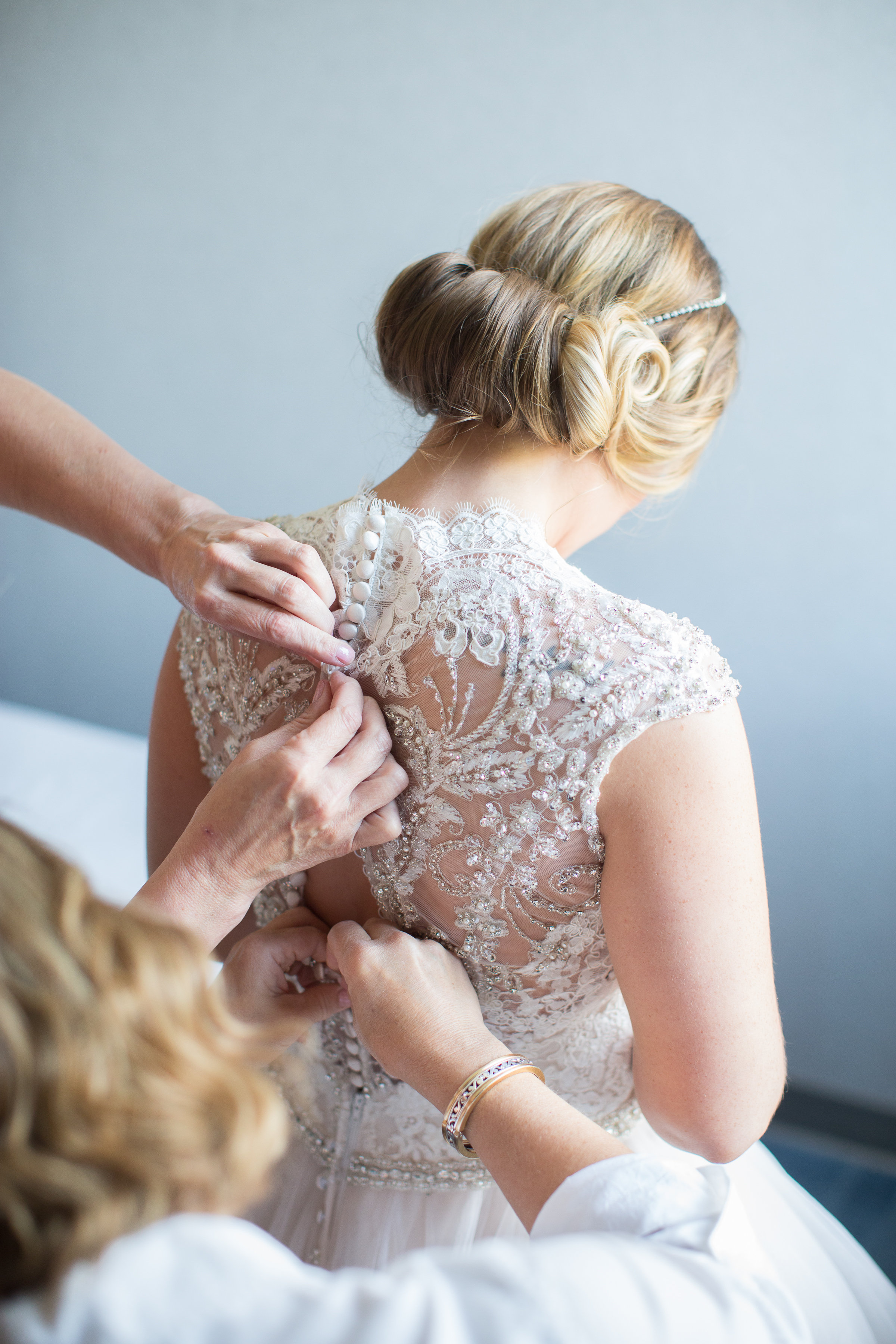 Vendors: Photographer: Kendra Oxendale | Planning: Nadia , Simply Elegant Group| Hair/Makeup: Blast Blow Dry Bar | Ceremony Venue: Our Lady of Lourdes Catholic Church | Reception Venue: Minneapolis Event Centers | Floral: Grace Kline Design | Rentals/Decor: Festivities | Cake: Buttercream | DJ: Adagio | Photobooth: Time into Pixels | Videography: Paul & Riley, Idea Tap Studios