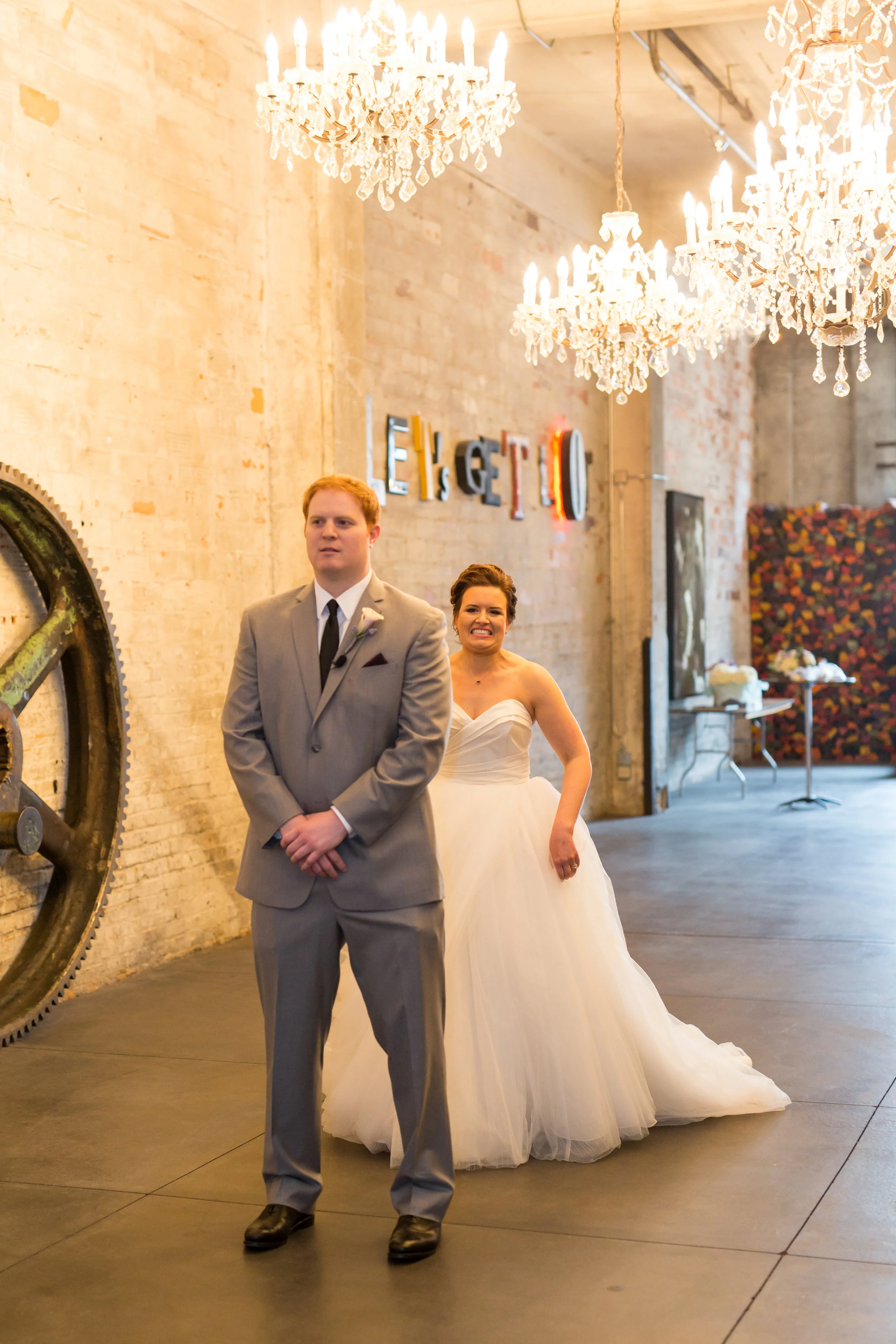 Vendors: Venue: Aria | Photography: Studio 220 | Beauty: Primped | Catering: Chowgirls | Floral: Grace Klein Design | Rentals/Decor: Linen Effects | Cake: Cocoa & Fig | Ceremony Music: Lake String Quartet | Officiant: Positively Charmed | Reception Entertainment: Adagio
