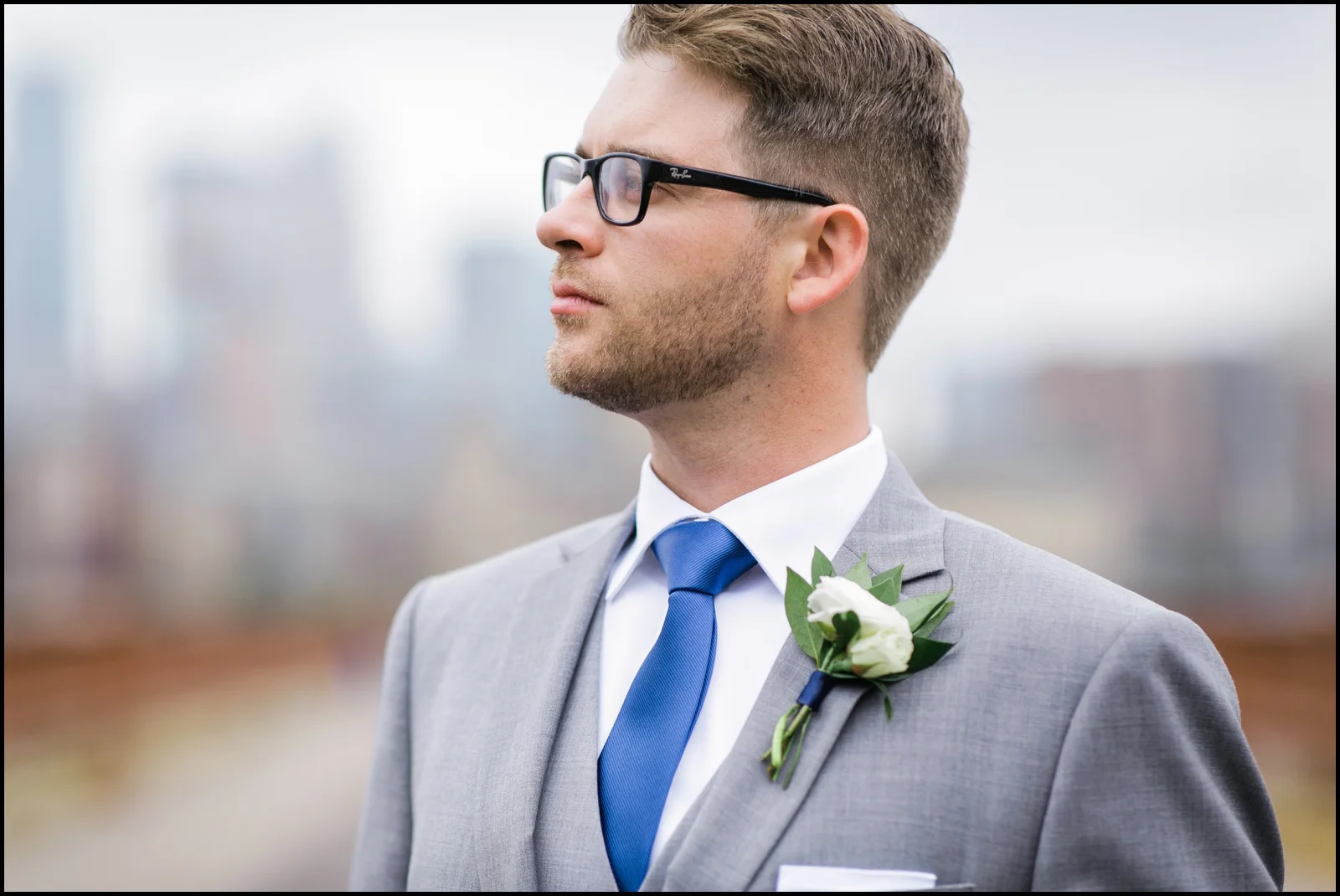 Groom in mpls