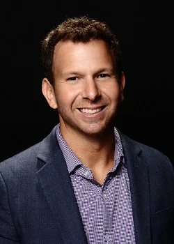 resized corey_perlman_AB555_pp.jpg