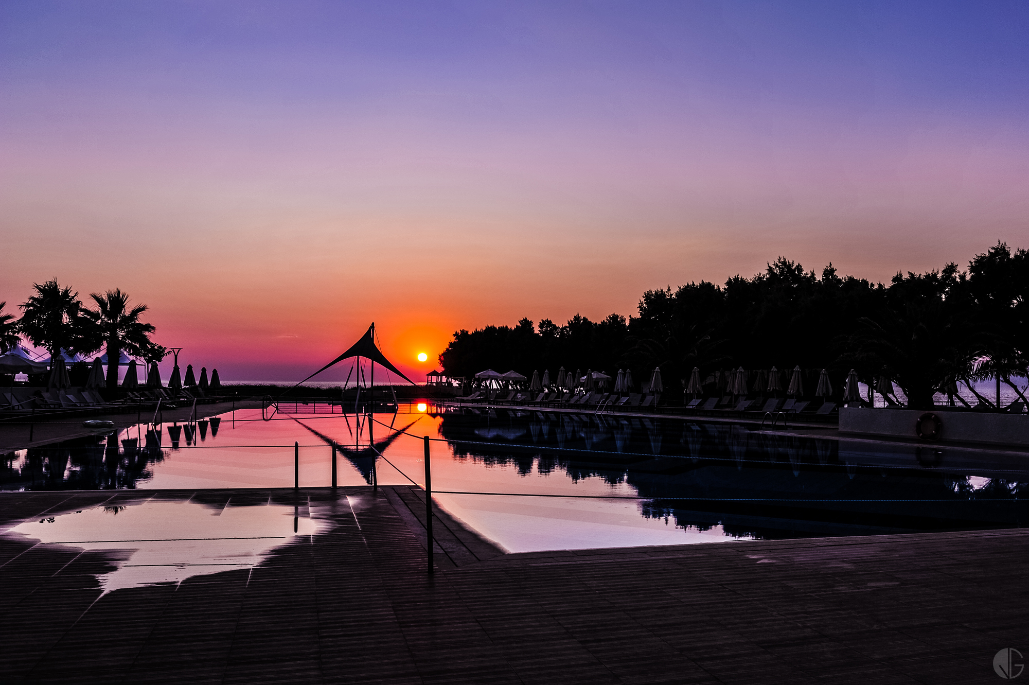 Nikon D700 + Nikkor 18-35mm G | 27mm | f5.6 | 1/400 s | ISO 200