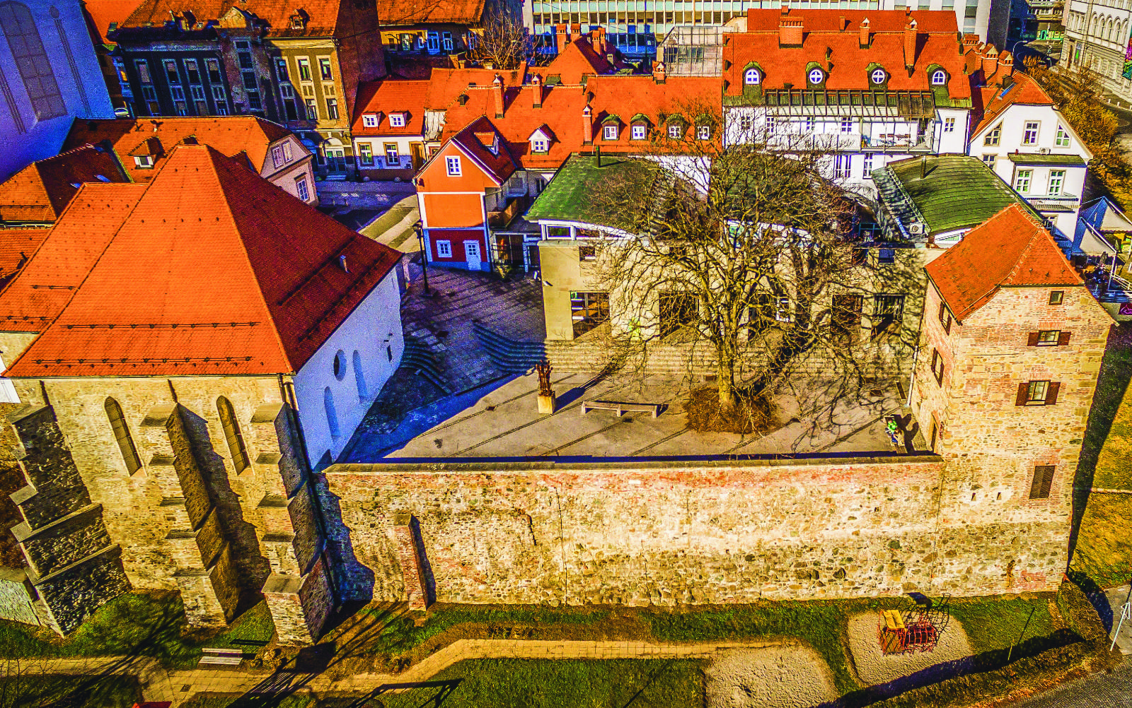 Rene Strgar - Jewish Square