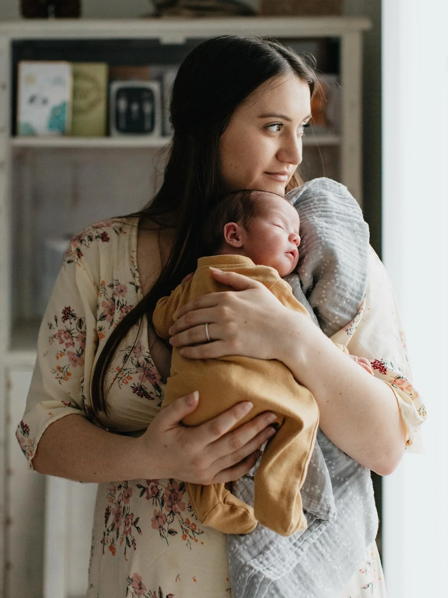 Beautiful little fam 💕

&bull;
&bull;
&bull;
&bull;
&bull;
&bull;
#lifestyle #lifestylephotographer #familysession #familysessionphotographer #canmore #canmorealberta #canmorekananaskis #canmoreweddingphotographer #canmorephotographer #downtowncanmo