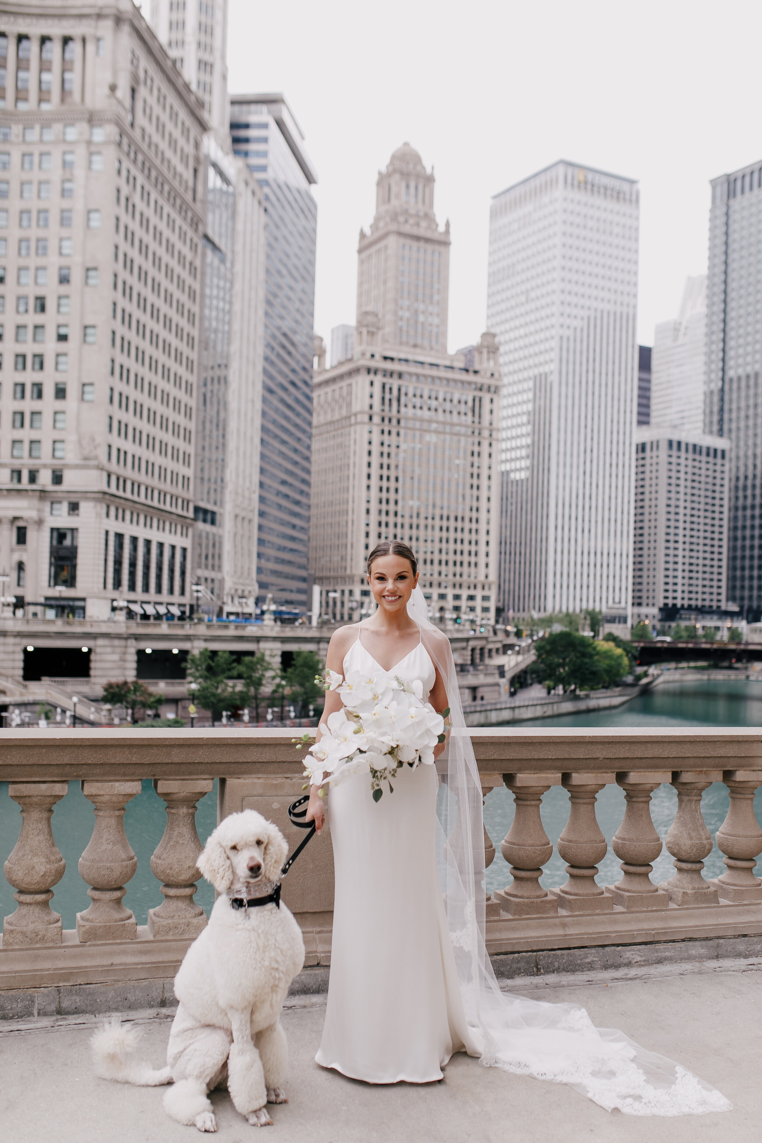Chicago Wedding Photographer (Odyssey Chicago River Wedding 02)-2.jpg