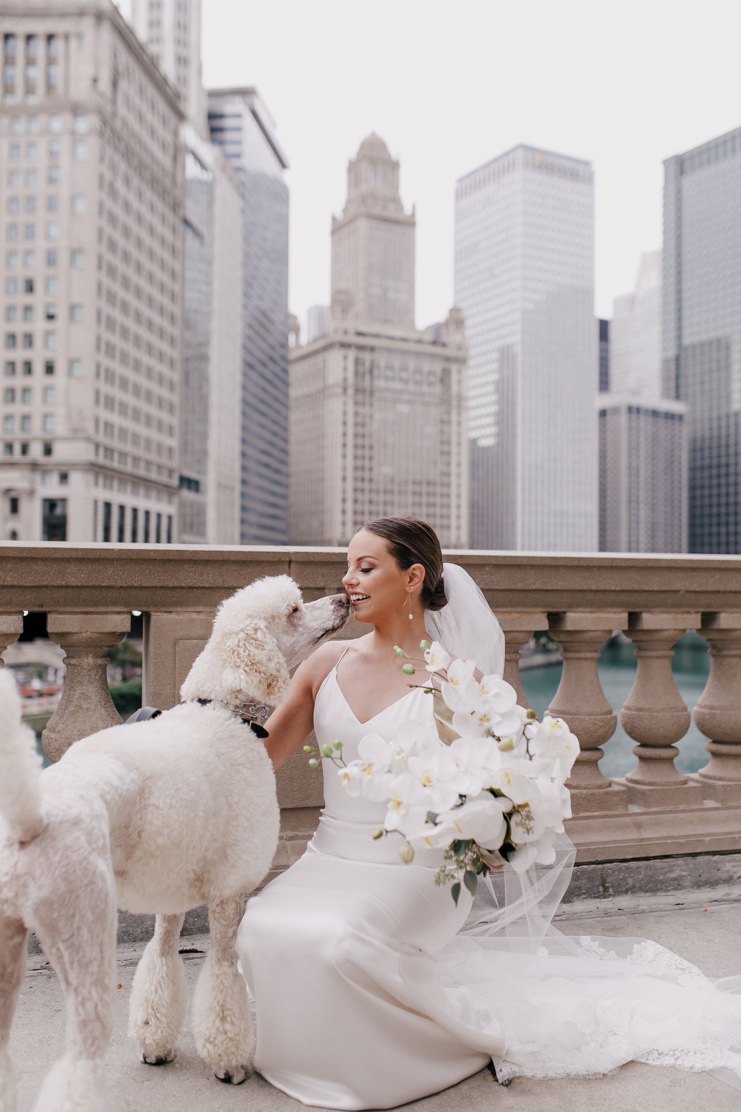 Chicago Wedding Photographer (Odyssey Chicago River Wedding 02)-4.jpg