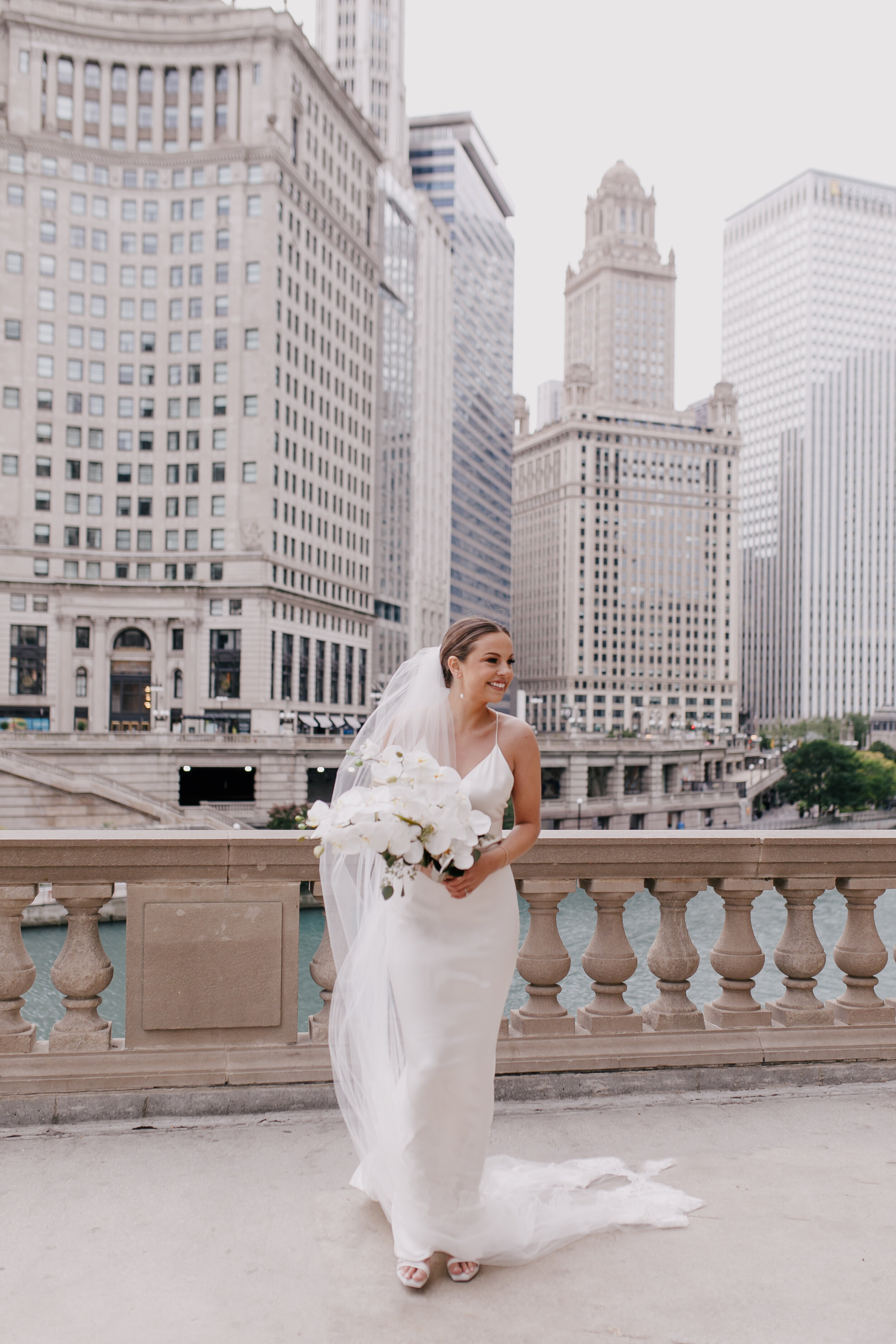 Chicago Wedding Photographer (Odyssey Chicago River Wedding 02)-48.jpg
