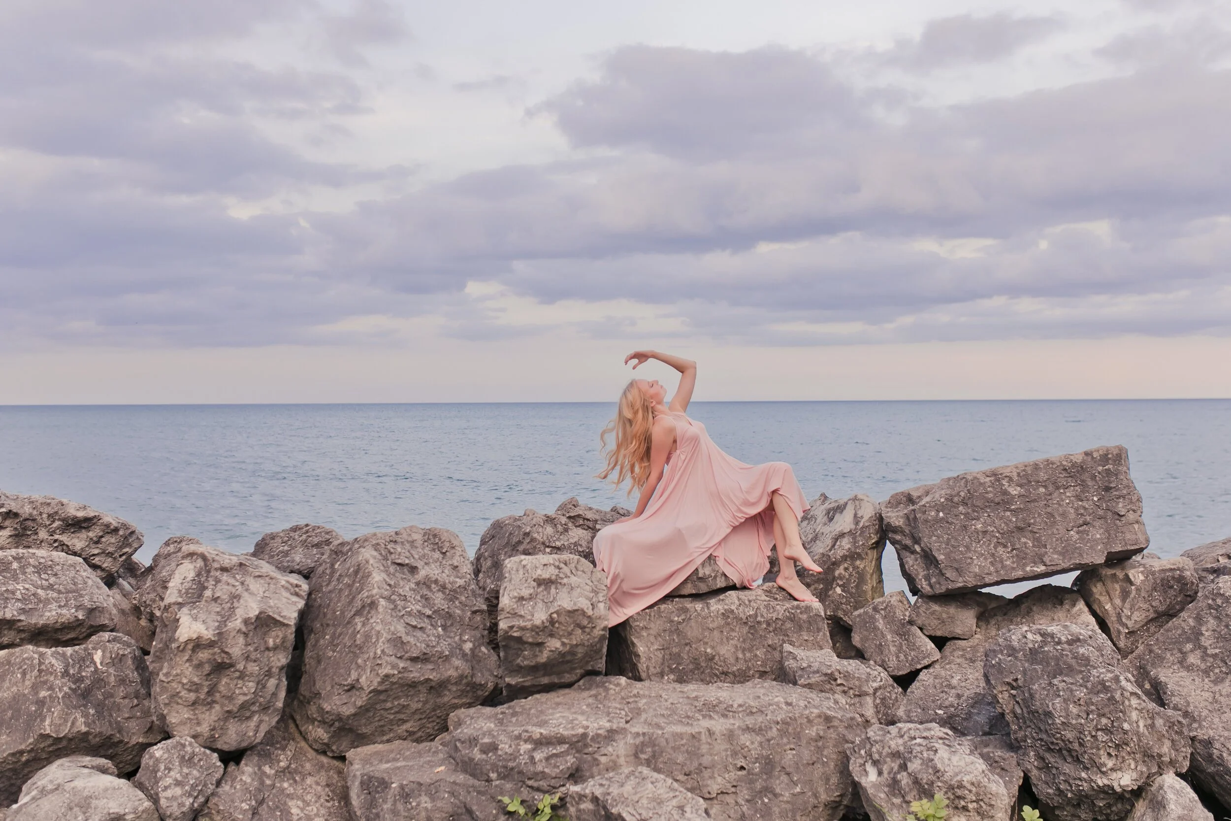 Monica-  Juneway Terrace Evanston Chicago Photo shoot- Denver colorado editorial lifestyle and portrait photographer