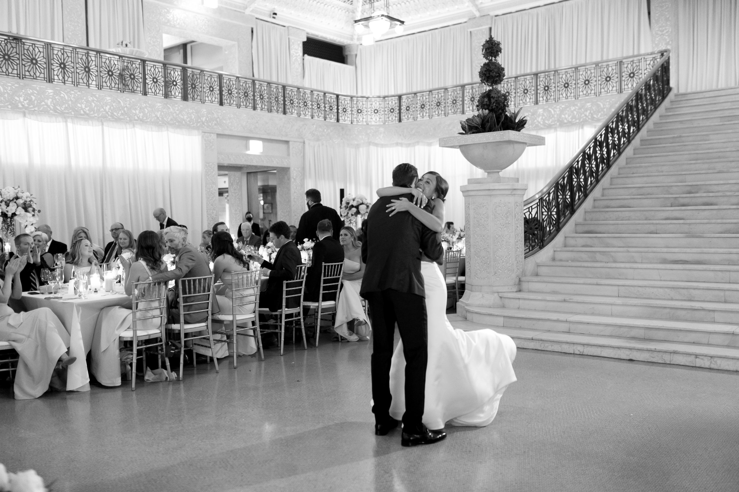 Chicago Wedding Photographer (Rookery Building 19)-275.jpg