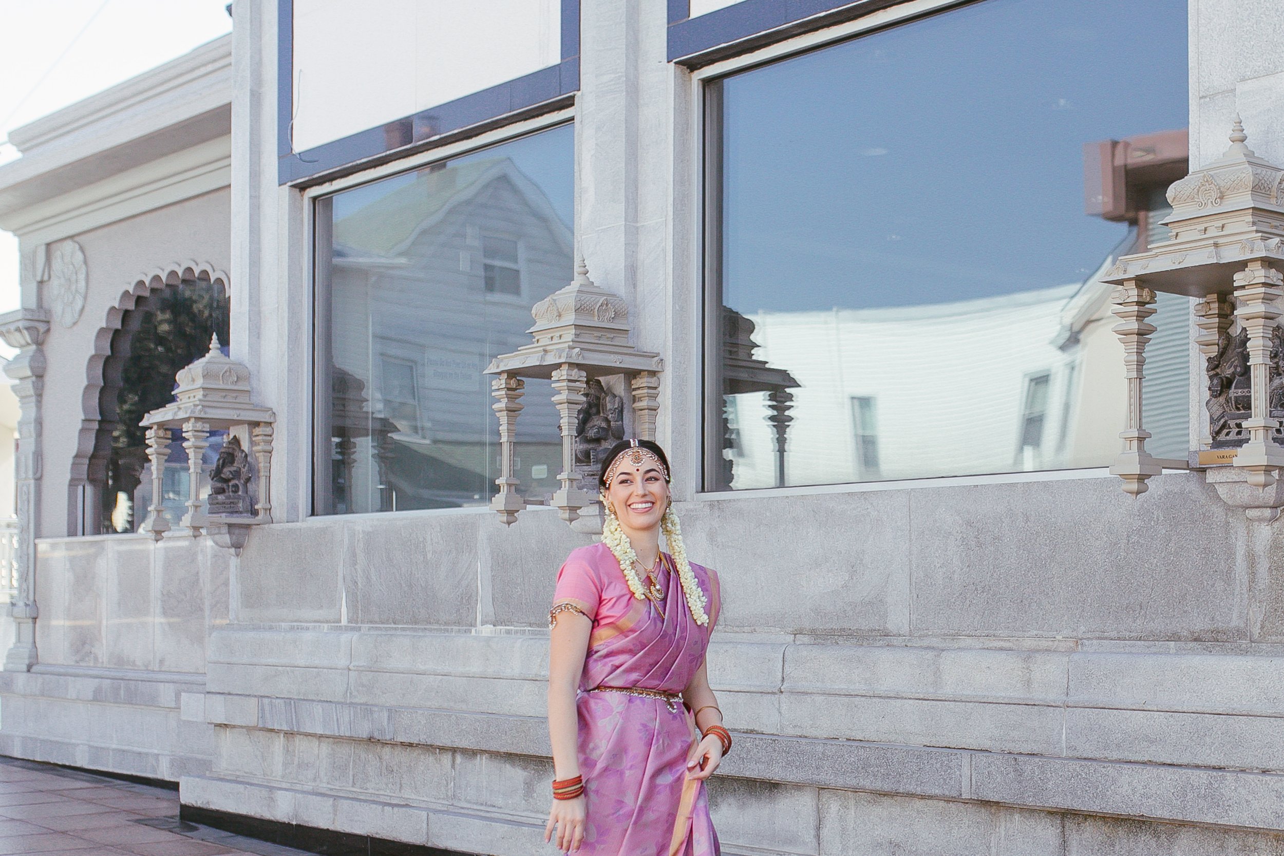 New york wedding photographer (SE Asian hindu wedding Temple of North America Flushing 04)-23.jpg