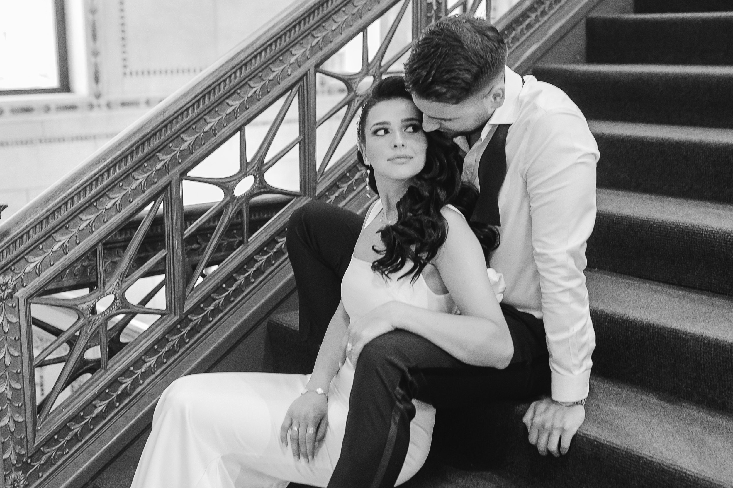 Chicago wedding photograher (Chicago cultural center engagement couples photo shoot)-337.jpg