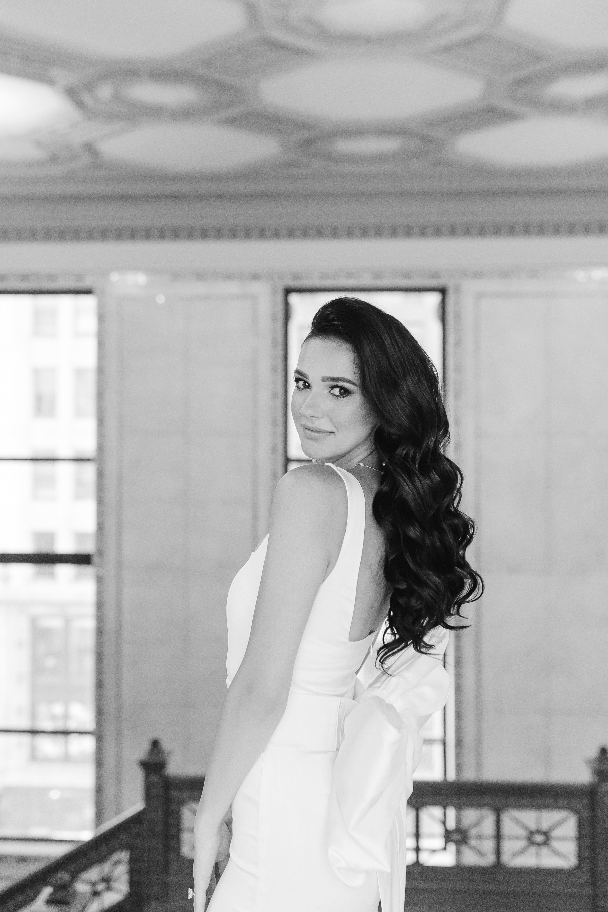 Chicago wedding photograher (Chicago cultural center engagement couples photo shoot)-305.jpg