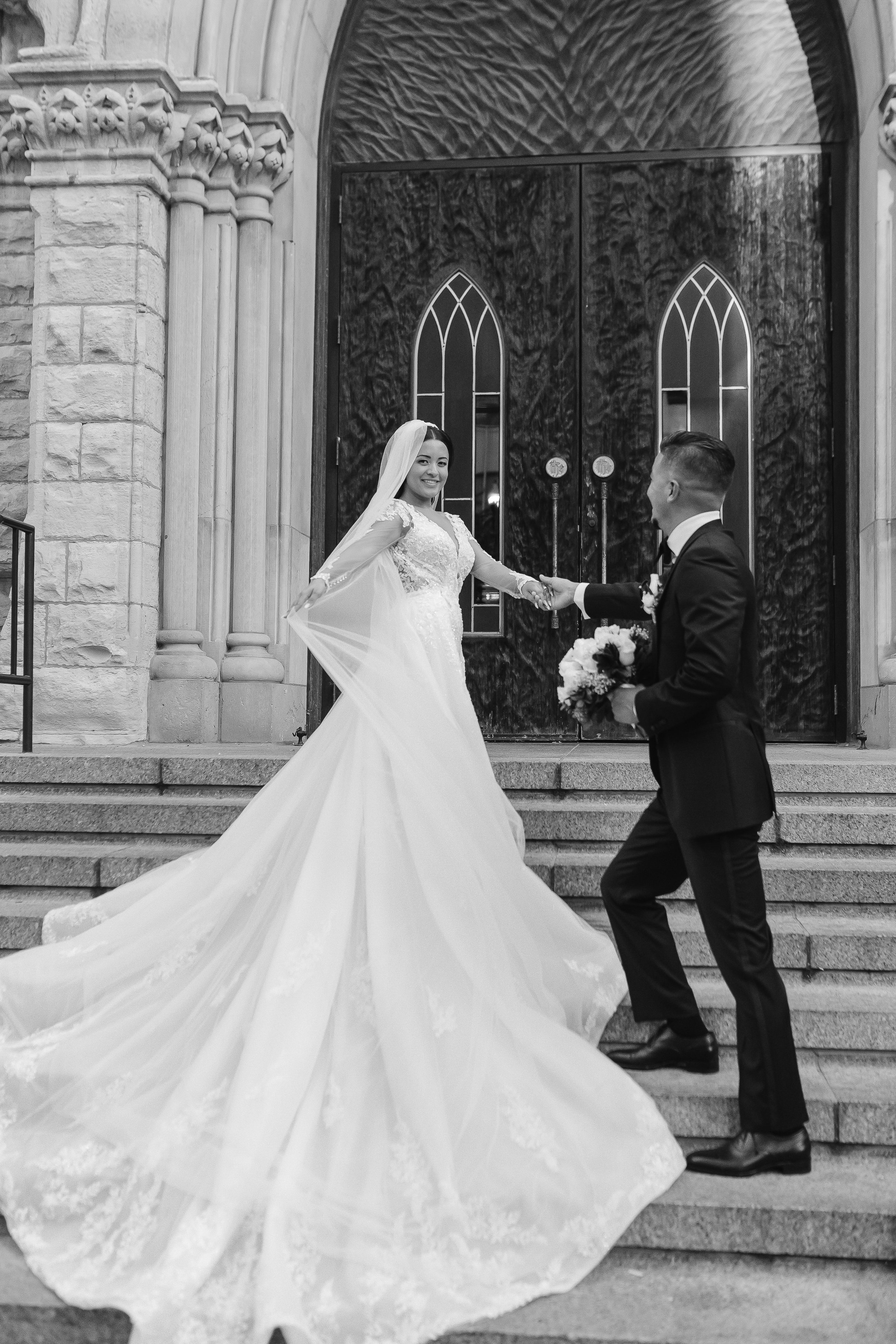 Chicago editorial wedding photographer (Holy Name Cathedral and The Gwen Hotel Downtown) Couple portraits-8.jpg