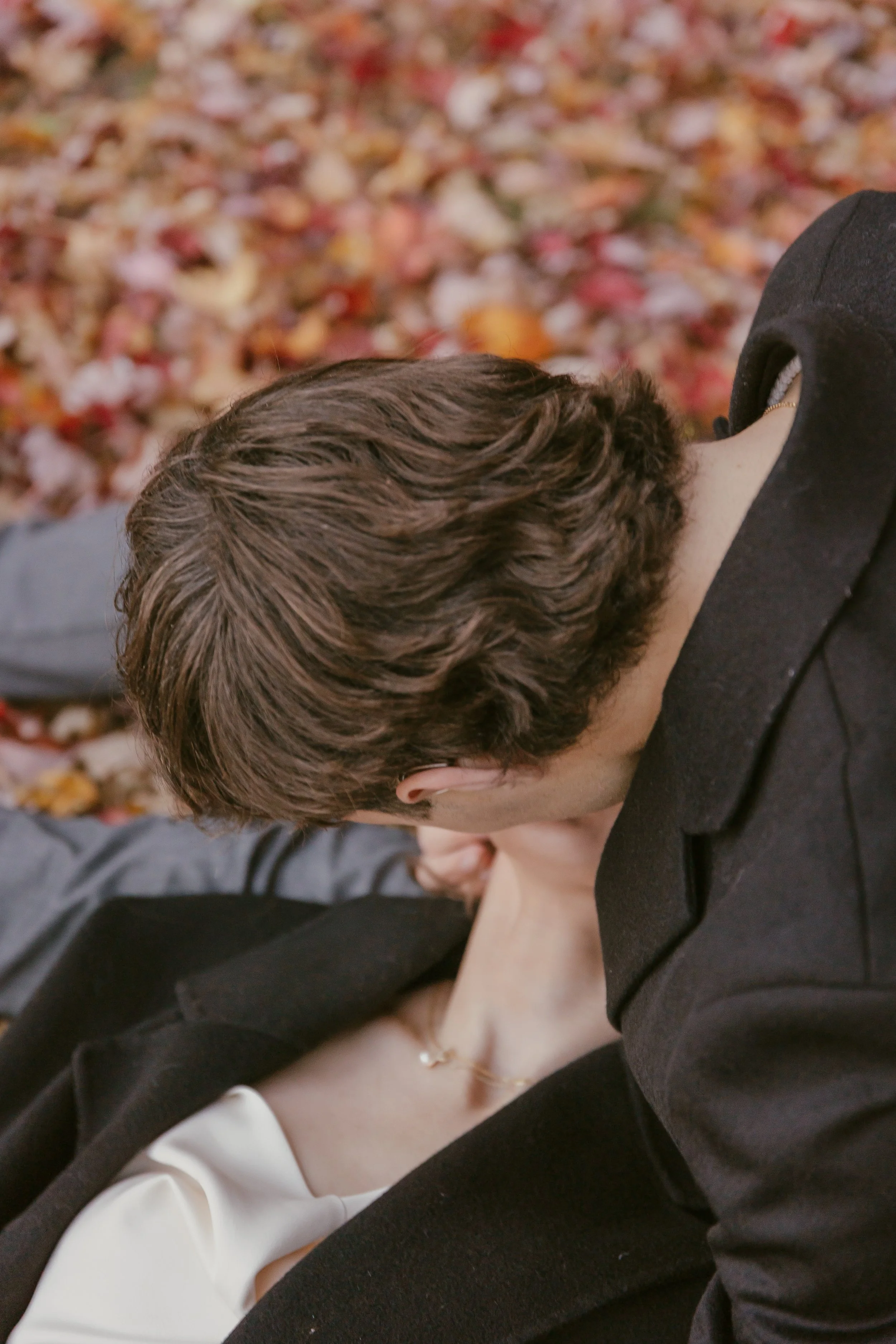 Chicago editorial wedding photographer (Gold Coast couples autumn engagement shoot)-600.jpg