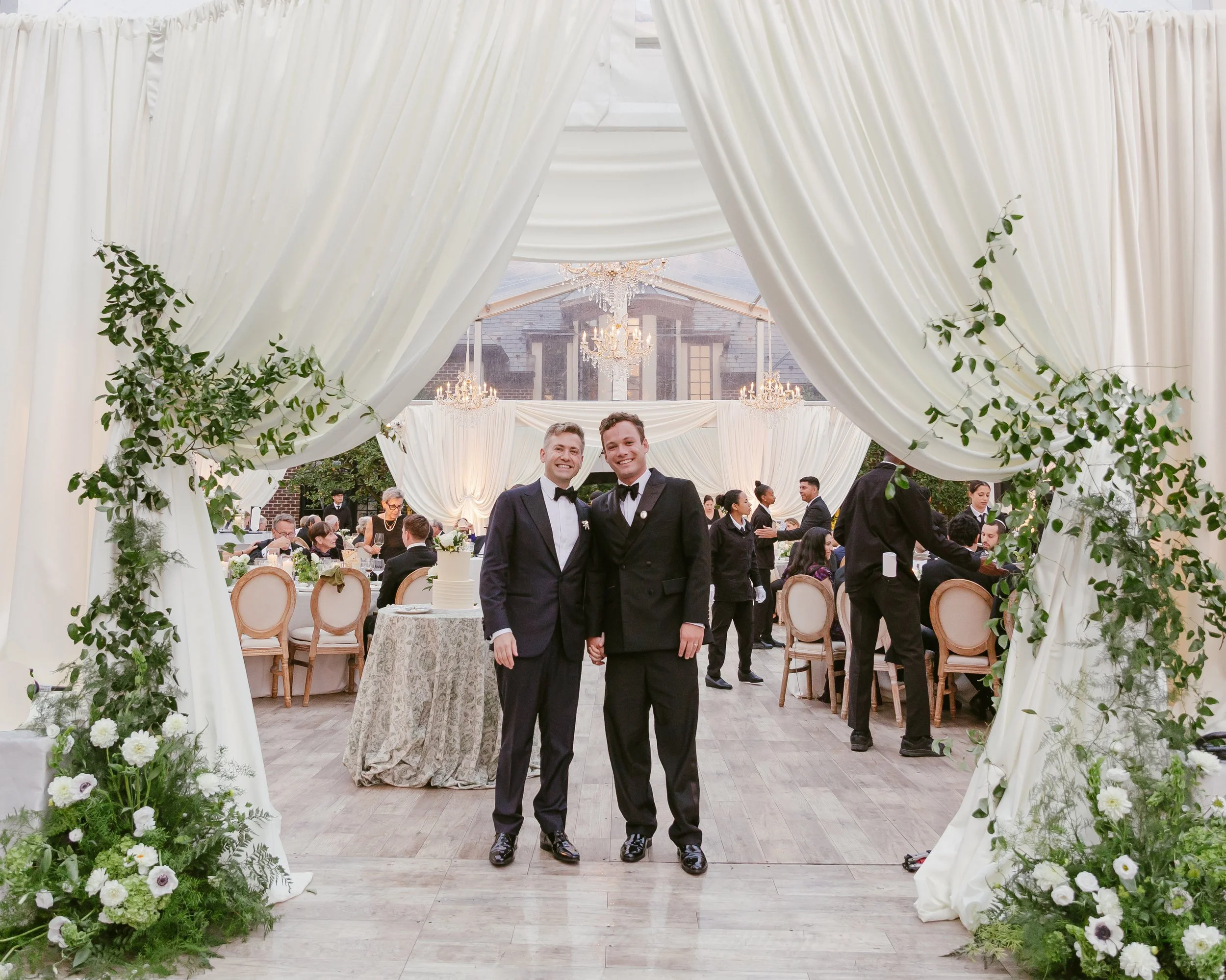 Chicago editorial LGBTQ wedding photographer (09)-22.jpg