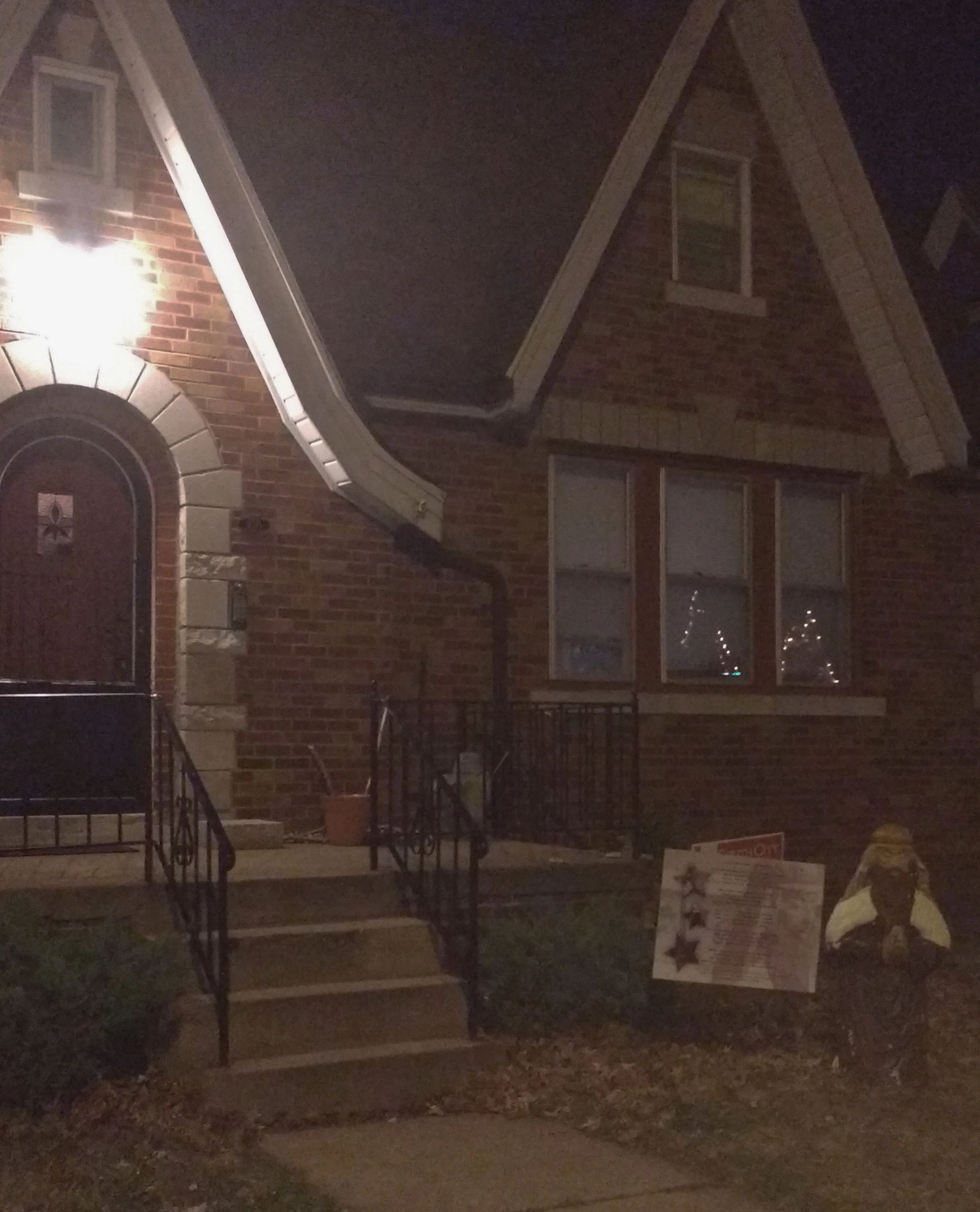 Meet me on the 5300 block of Tholozan! I like having my picture taken! We could start a neighborhood parade and spread the word that Jesus is the reason for the season!