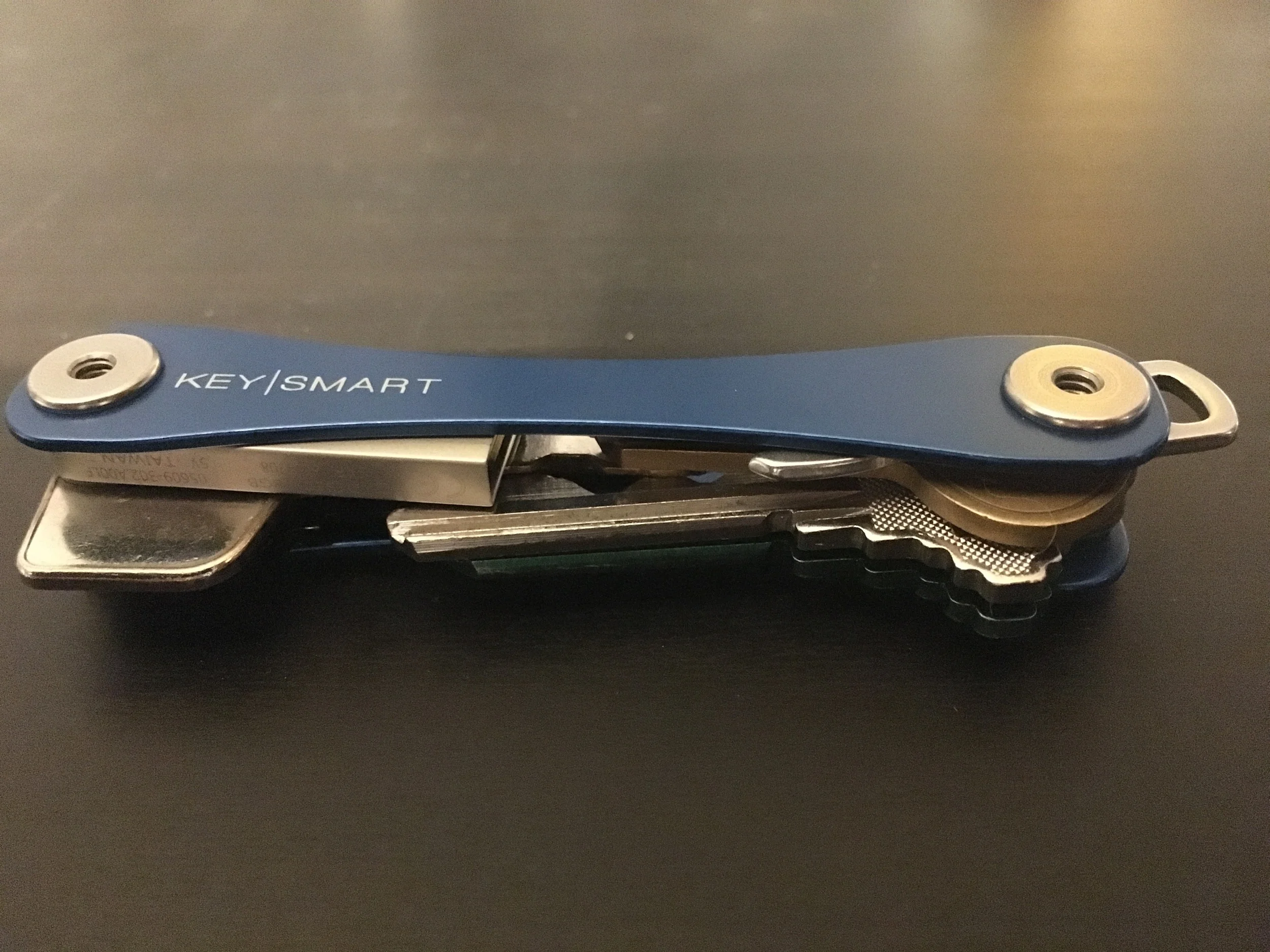 KeySmart 2.0: The Battle of the Keychain Bulge