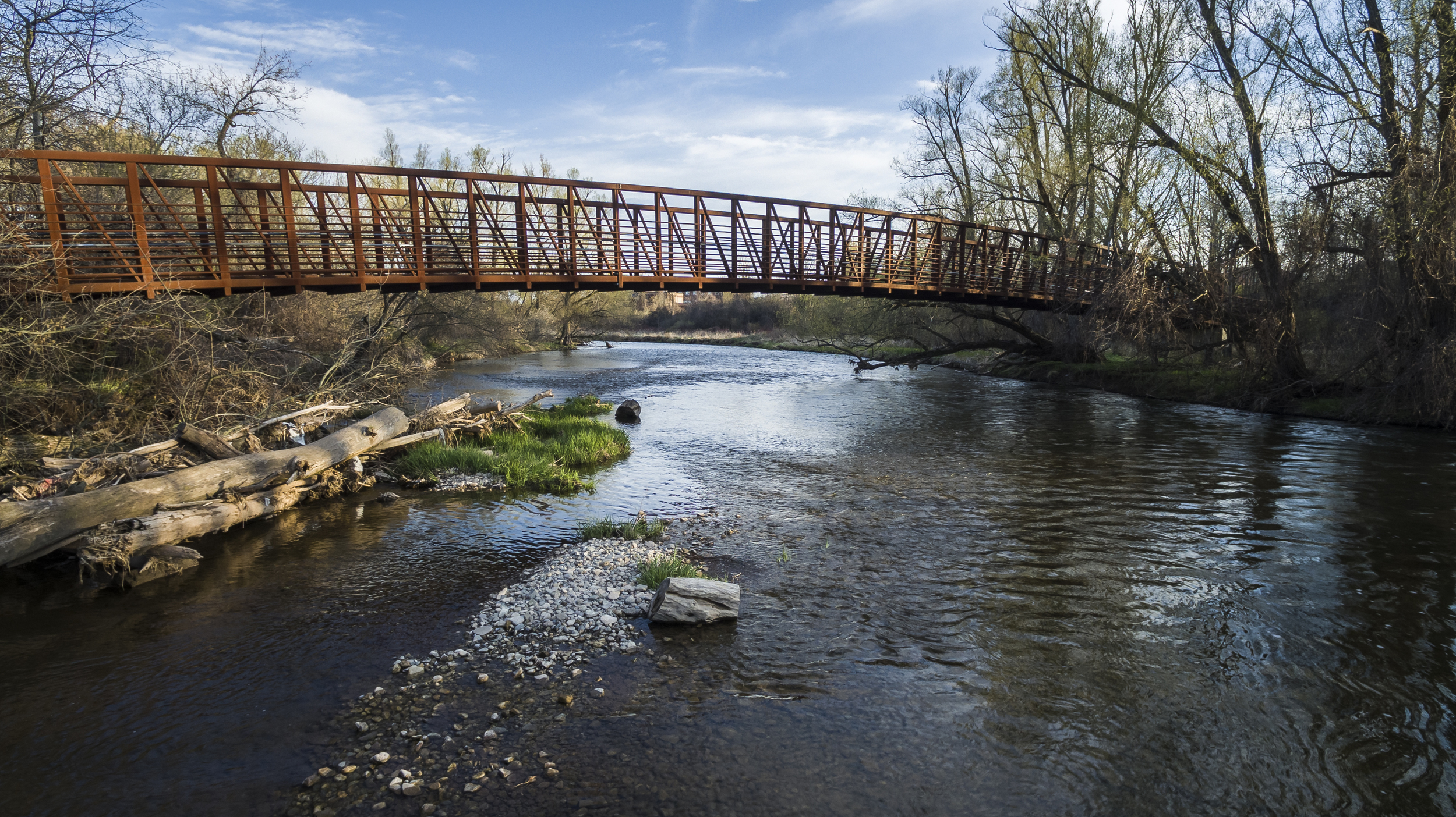 " Meadowvale Park " ( CC BY 2.0 ) by Kevin Cabral 