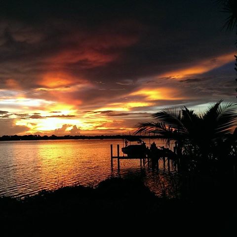 Sunset off Palm City.jpg