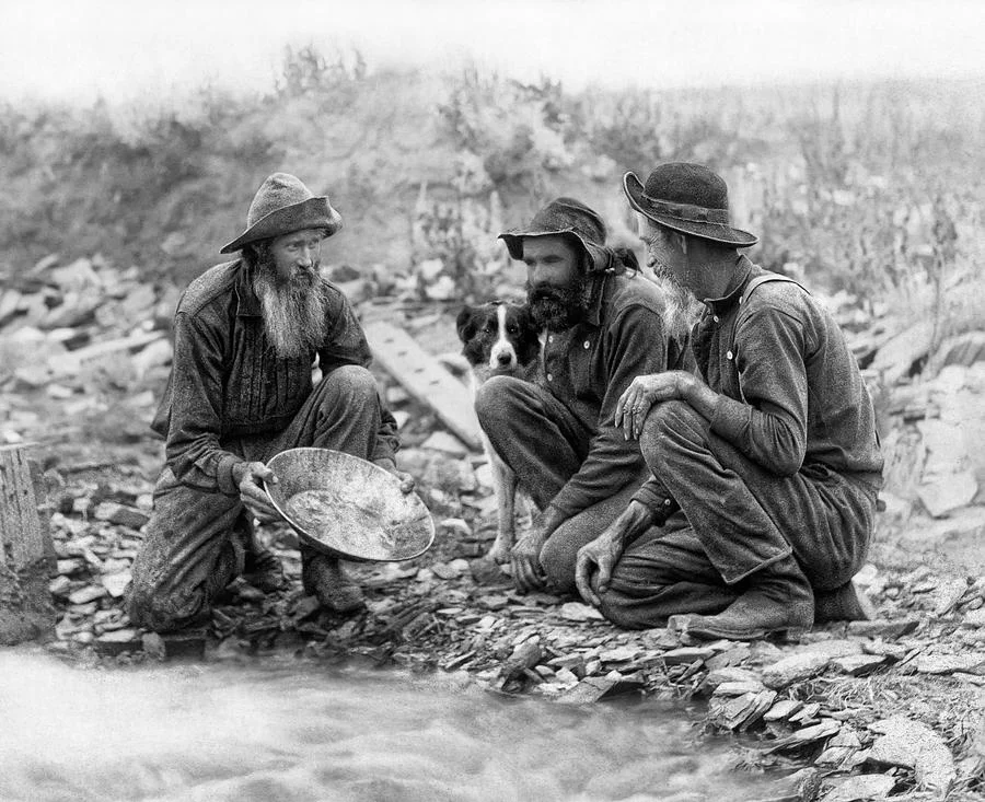 Miners pan for gold on Bonanza Creek