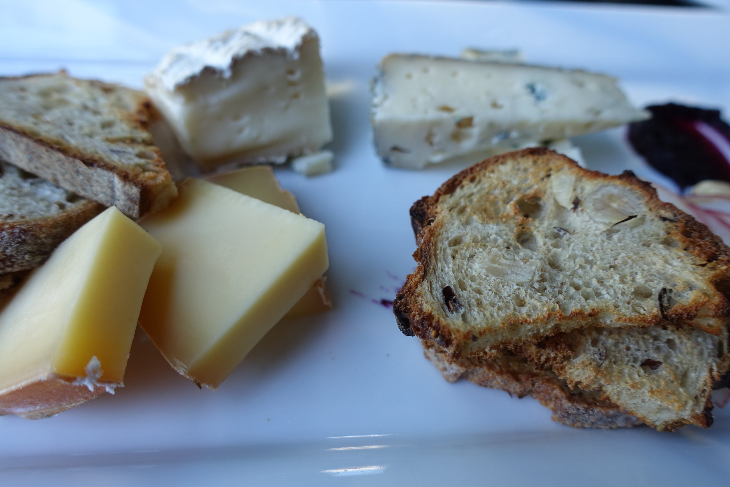  Quebec Cheeses - Blue, Riopelle and Valbert 