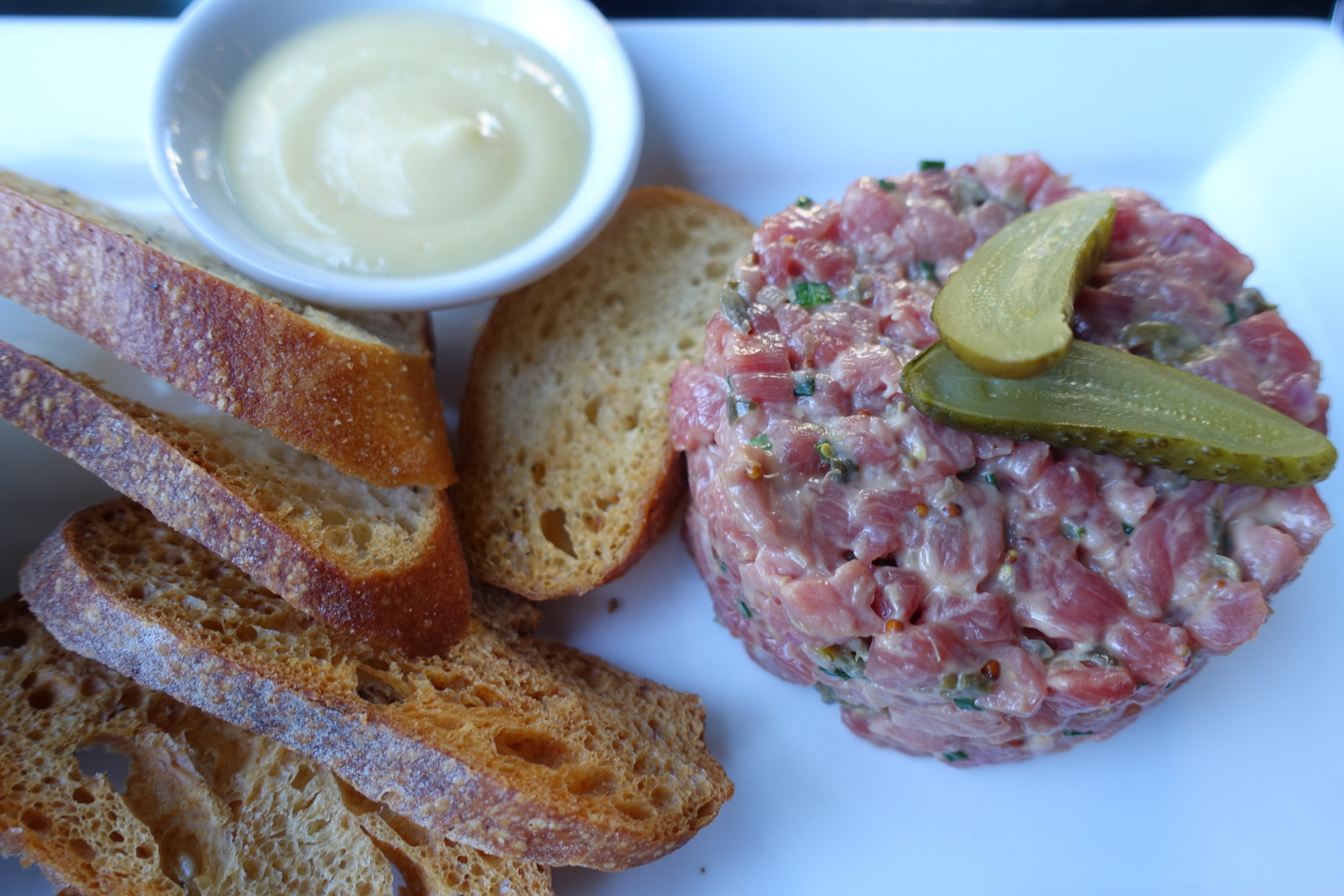  Classic steak tartar 