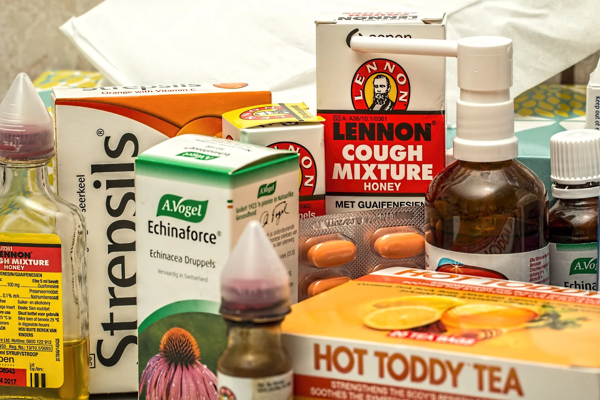Easy ways to organize your medicine cabinet