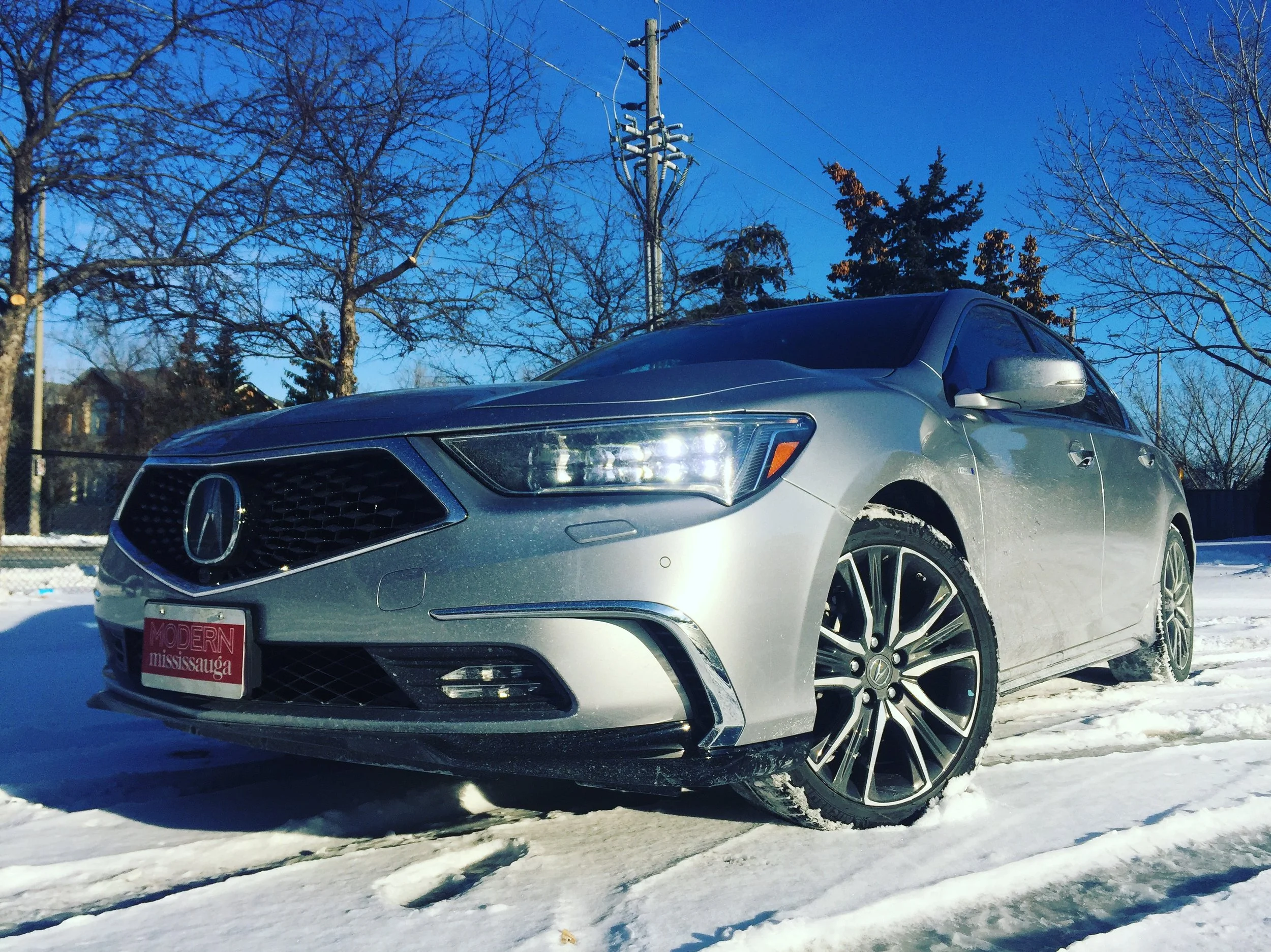 Modern Motoring - A video review of the 2018 Acura RLX