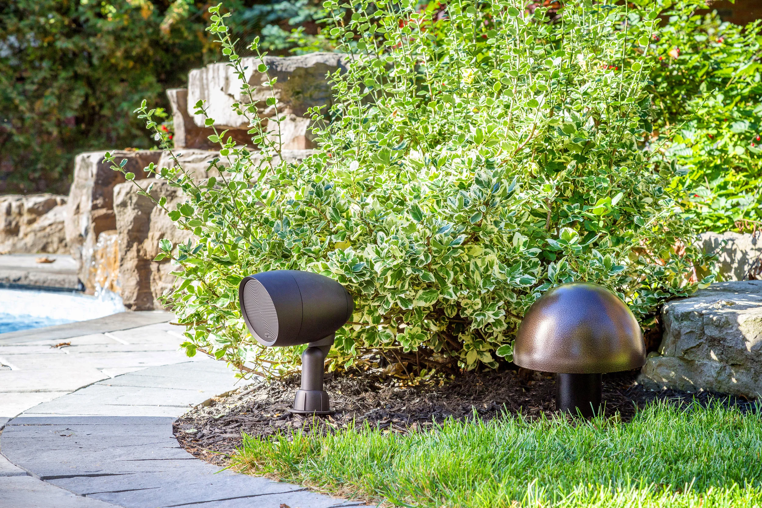 3. Outdoor speakers GO-spekaer-with-GO10-underground-subwoofer copy.jpg