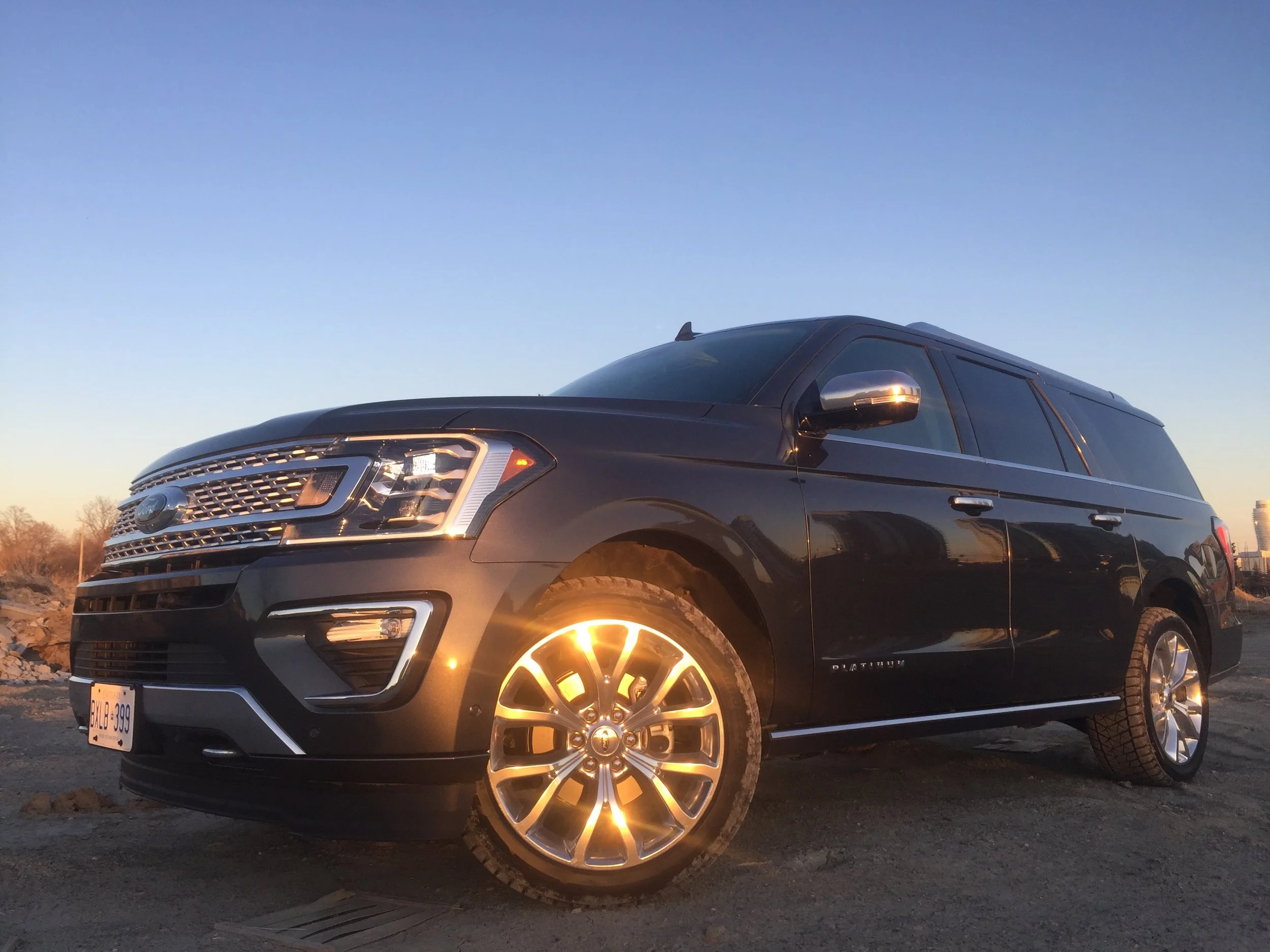 Modern Motoring - A video review of the all-new 2018 Ford Expedition