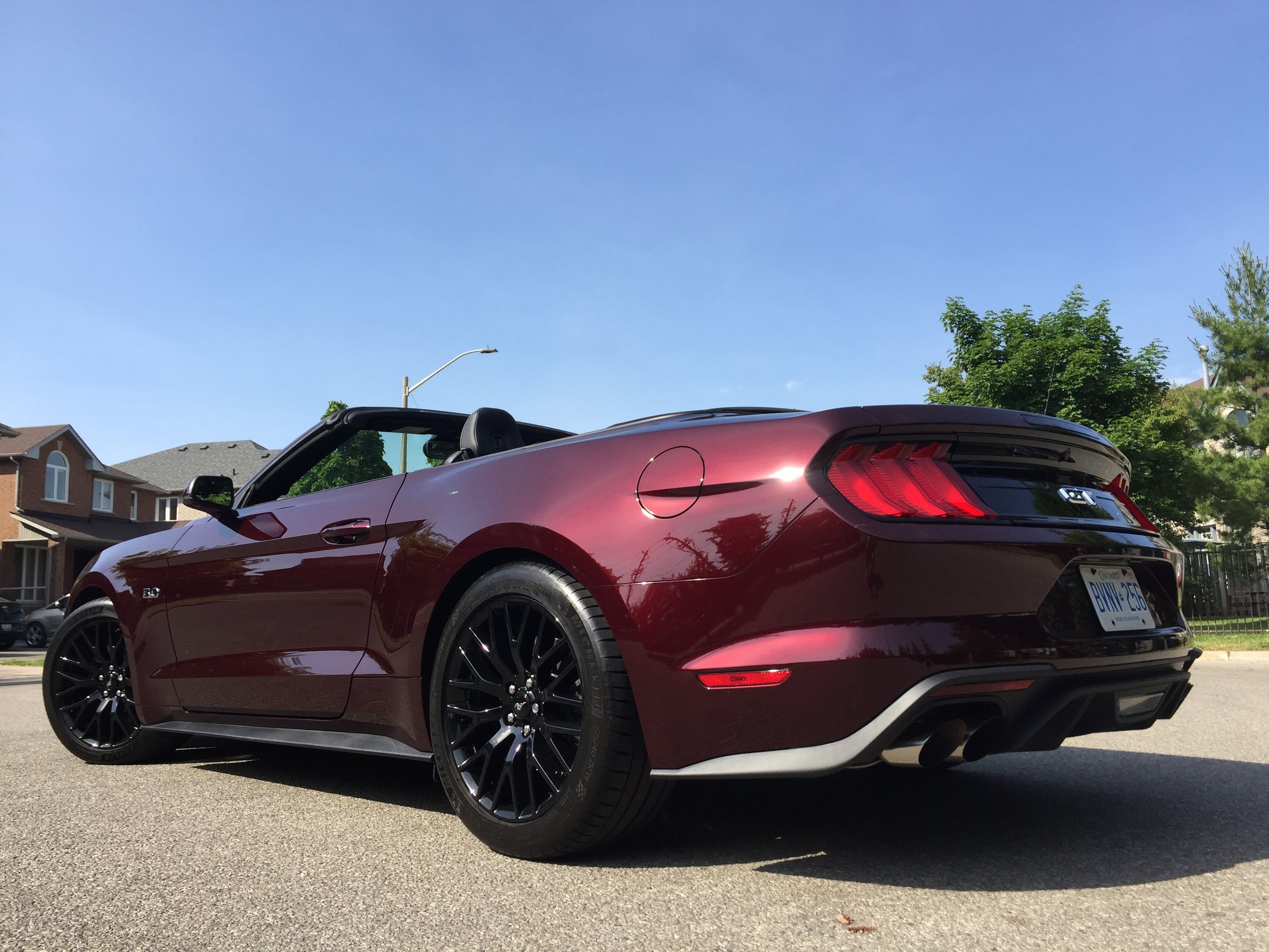 Modern Motoring - A video review of the 2018 Ford Mustang GT 