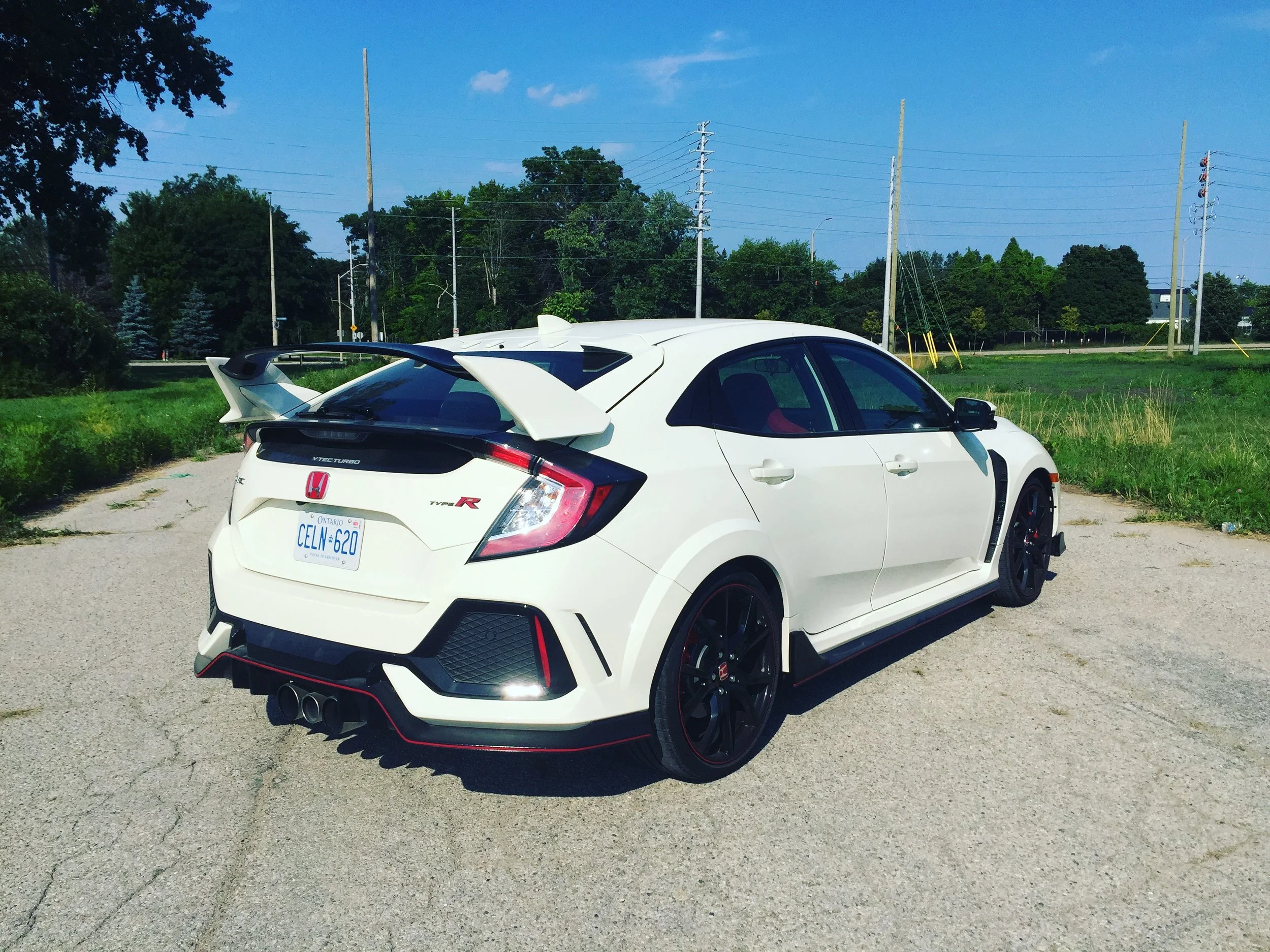 Can the 2018 Honda Civic Type R be a daily driver? (Of course it can)