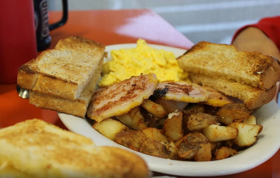 BlueLine Diner.jpg