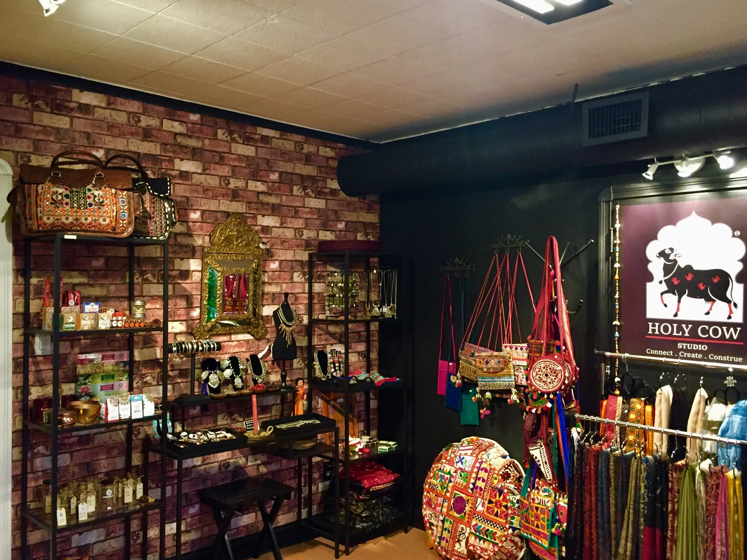 Modern Business - Holy Cow Studio