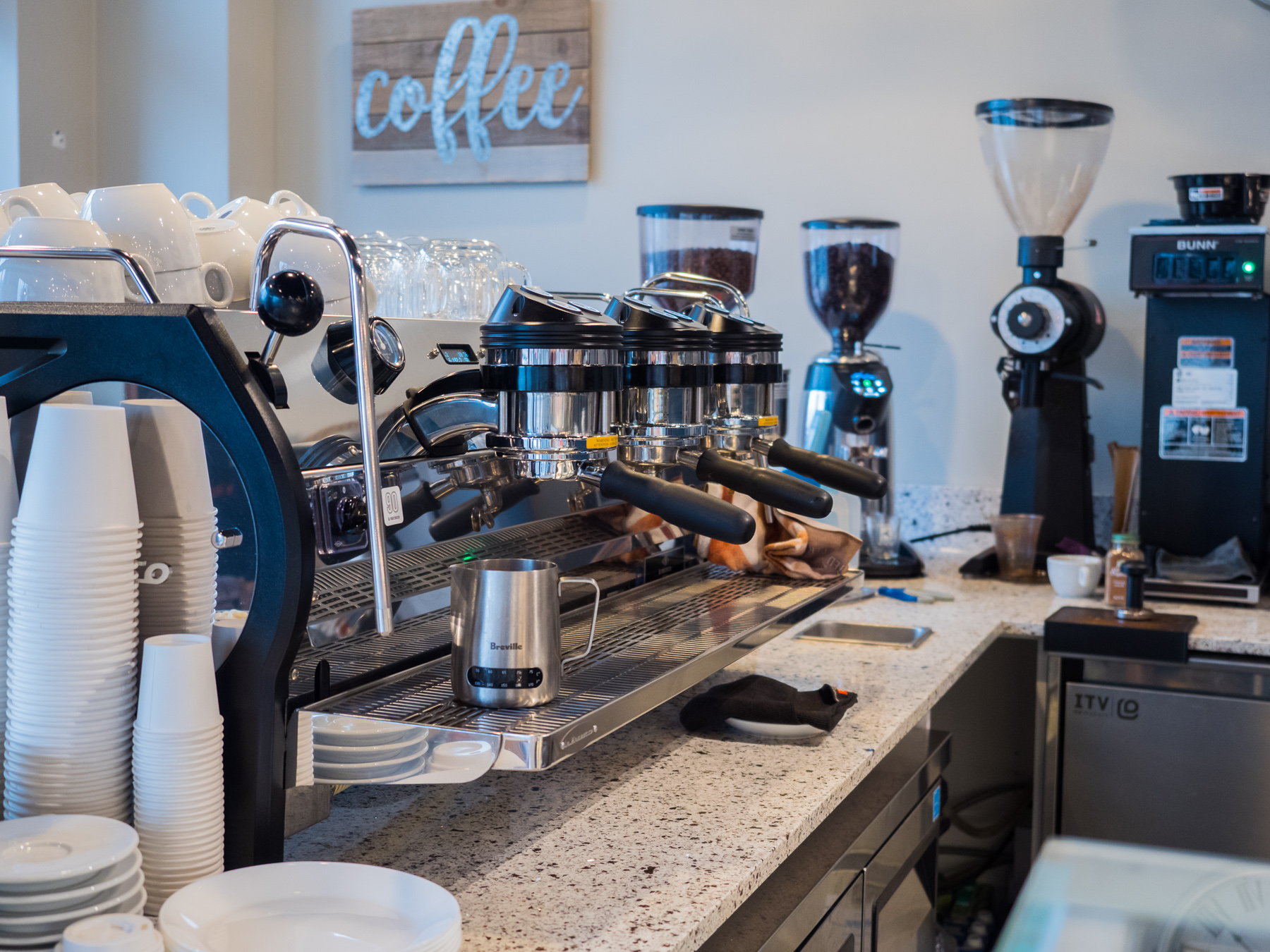 Halo Espresso Bar 15 Modern Mississauga Media.jpg