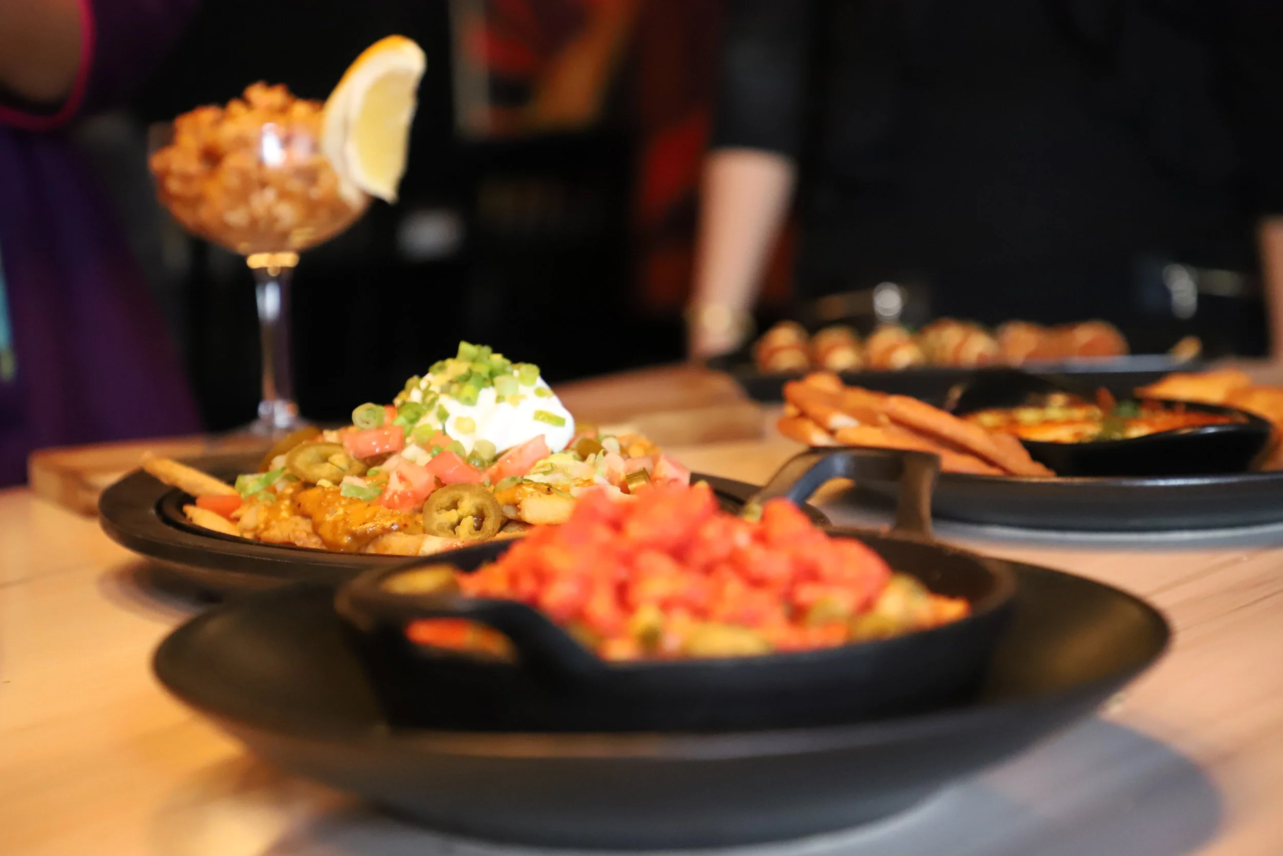 Modern Food &amp; Drink - Mississauga's Haze Lounge