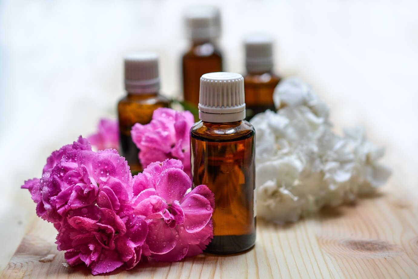 4 Types of Essential Oils &amp; Why They Are Good For You 