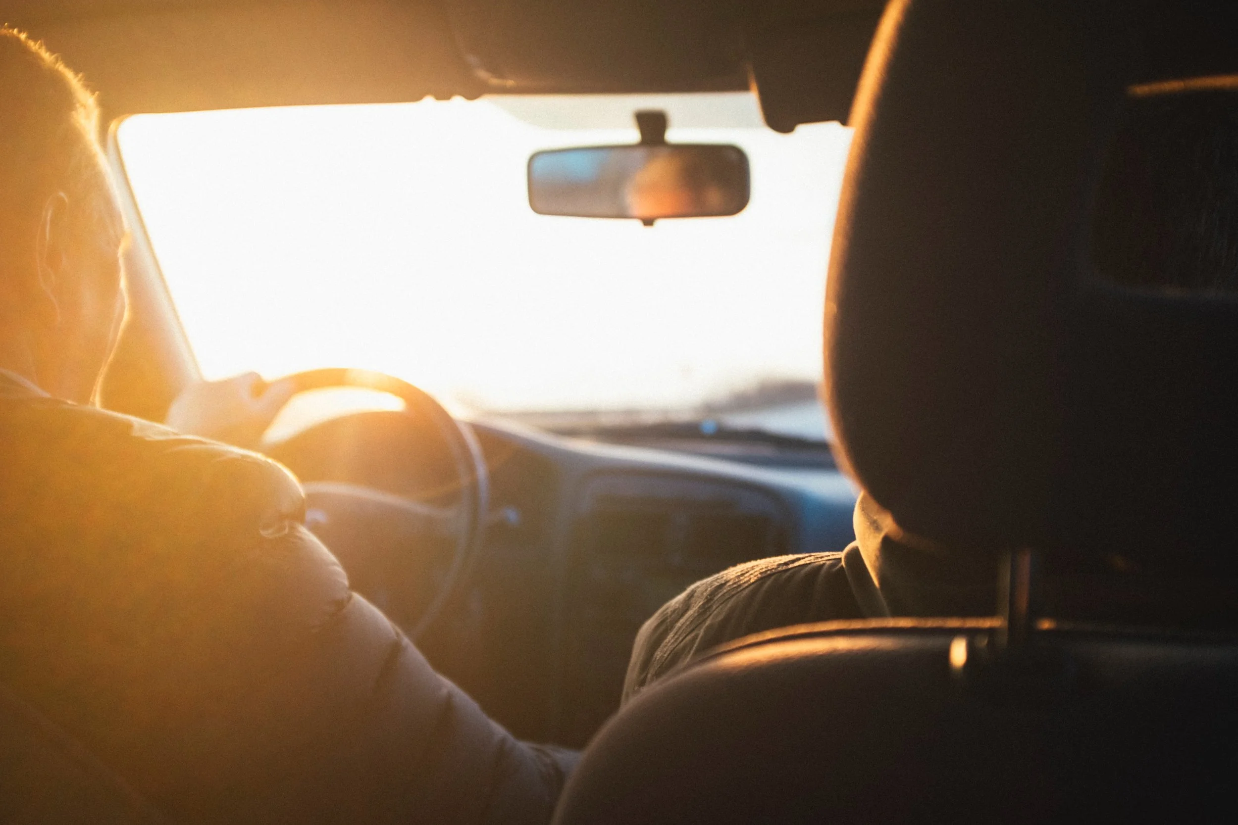 6 Apps Every Driver Should Have On Their Phone