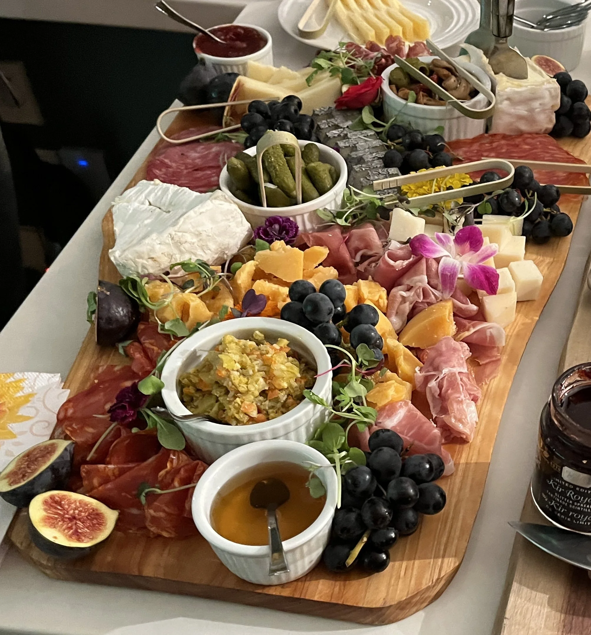 Decanting Digest - Three great wines for autumn entertaining 