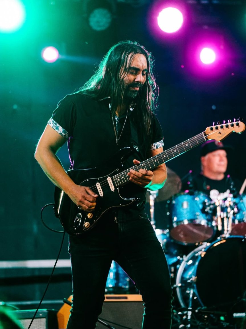 Artist Glimpse - Jeff Brown