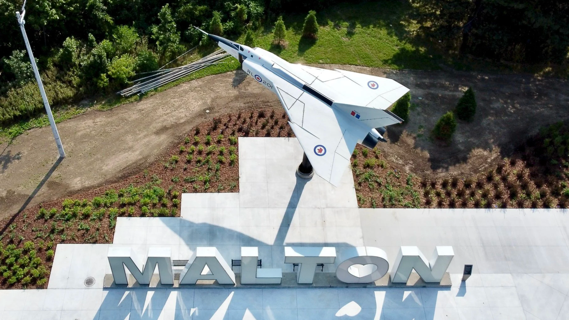 The AVRO Arrow Comes Home Again to Mississauga