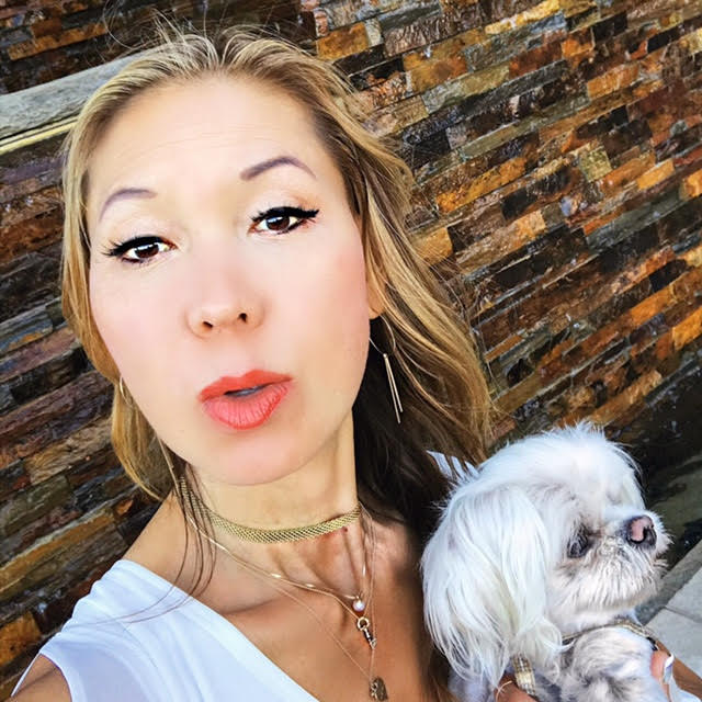 the+#duckface+pose,+#kisskiss+Pose+like+a+#fashionblogger+@total_genius.jpg