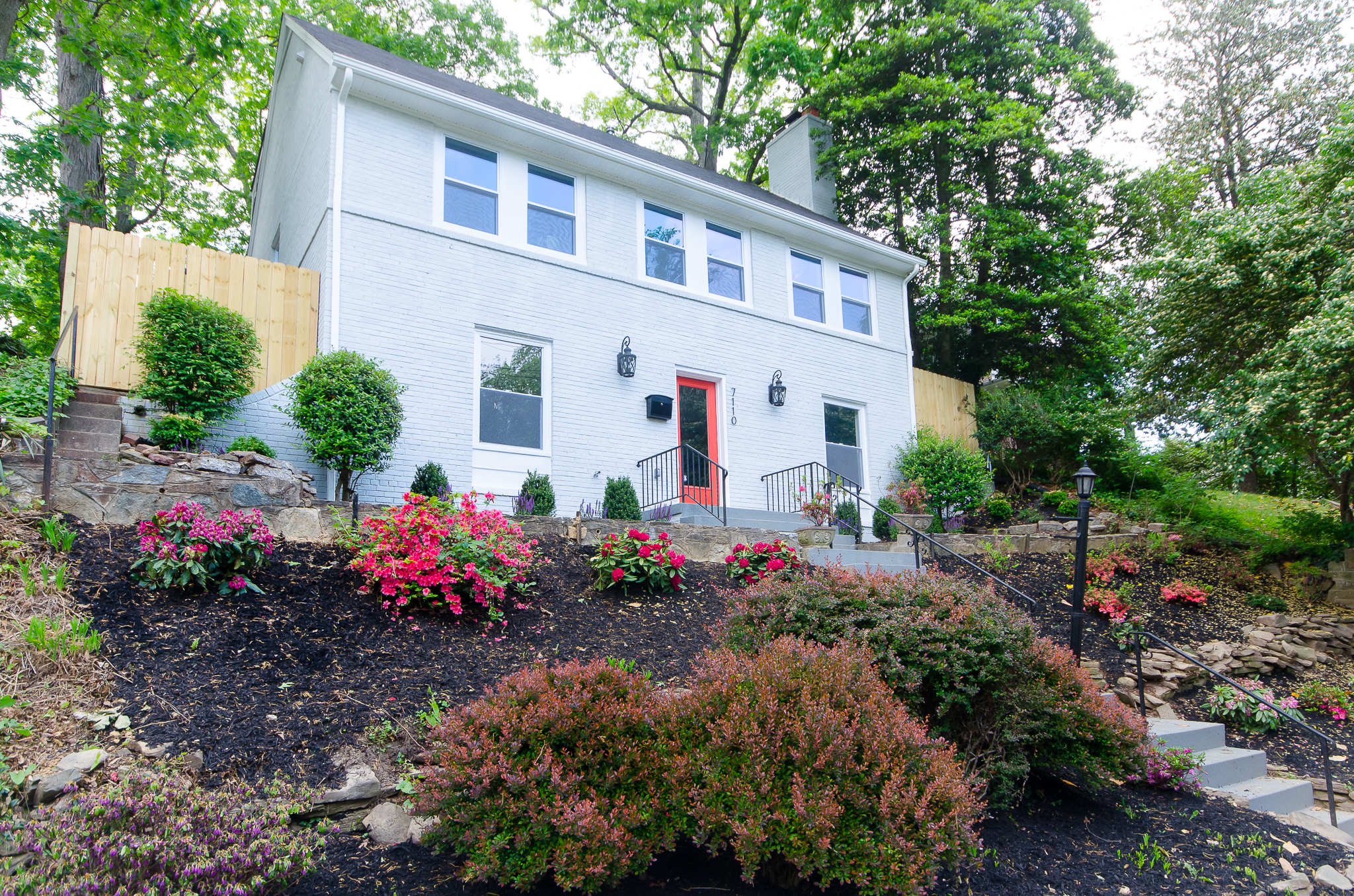 7110 Alasks Ave NW-104.JPG