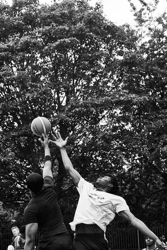 Game Time_BW_022_The start jump on one of the fixtures.jpg