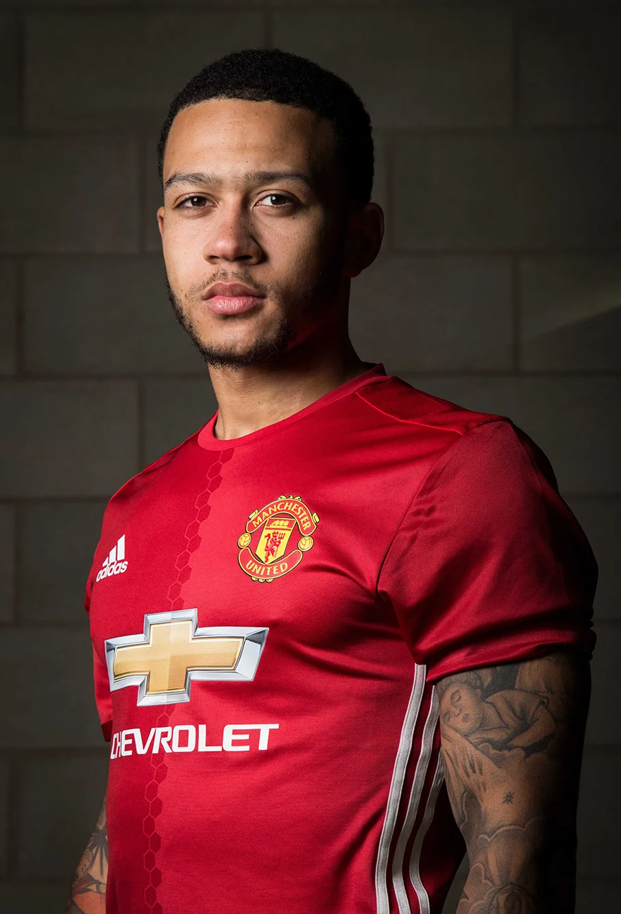 manchester_united_home_kit_memphis_depay_2.jpg