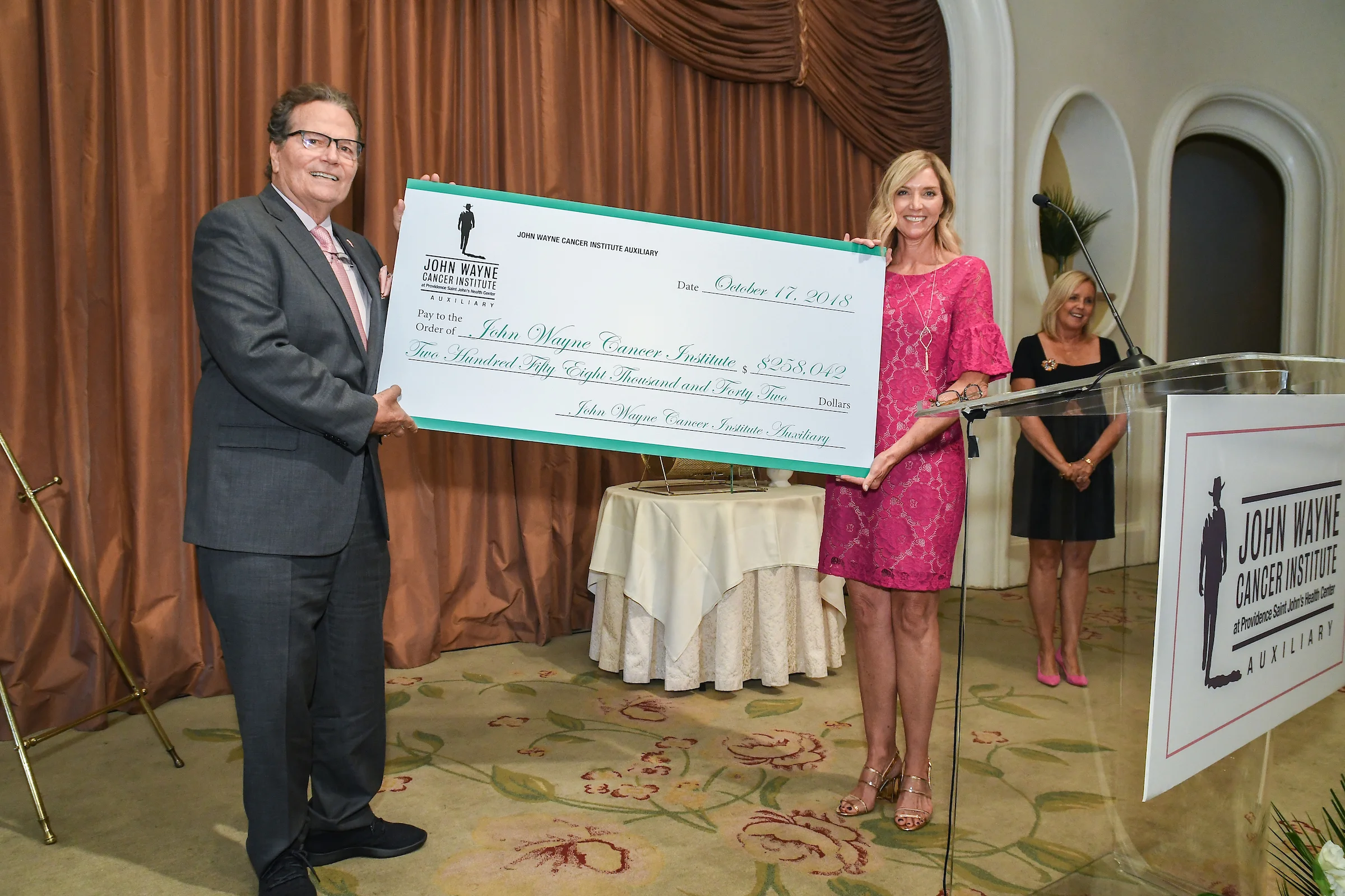 Photos: Vince Bucci