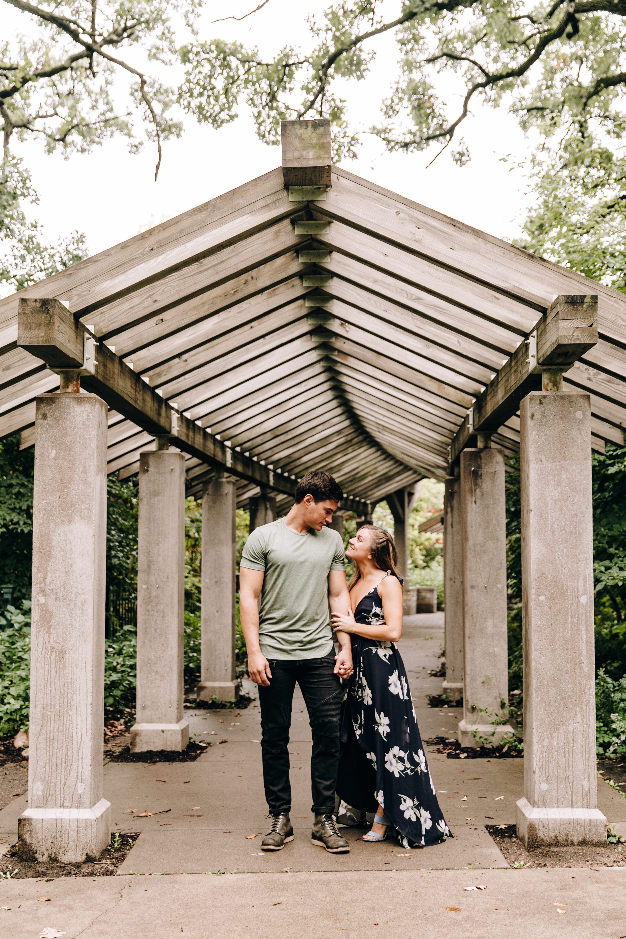 Minneapolis engagement photographer, Minneapolis engagement session, downtown Minneapolis, Minnesota engagement session, Minnesota engagement photographer, engagement session in Minneapolis