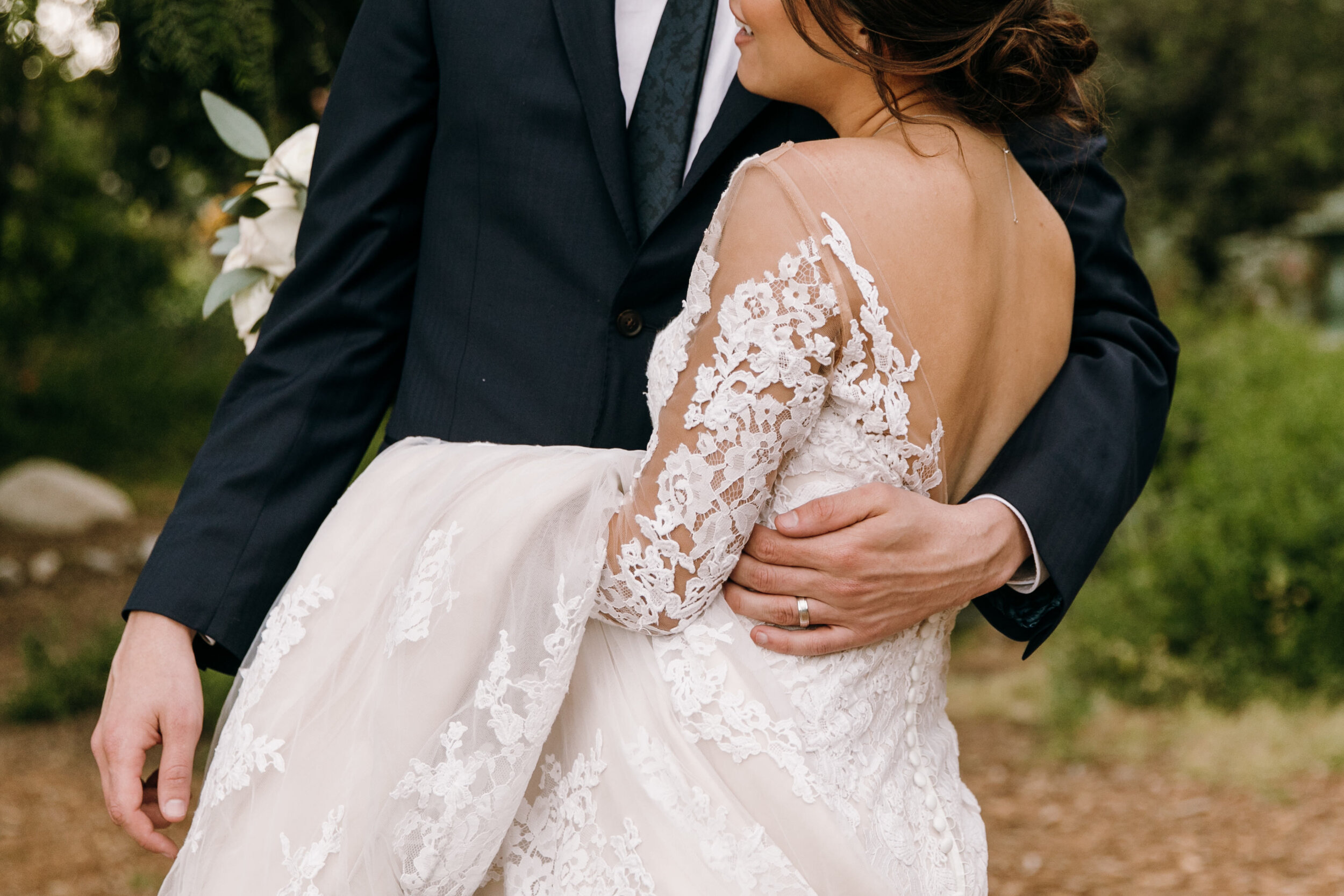 Pasadena anniversary photographer, Pasadena wedding photographer, Pasadena elopement photographer, Pasadena City Hall, Pasadena City Hall Bridals, Anniversary photo session, LA wedding photographer