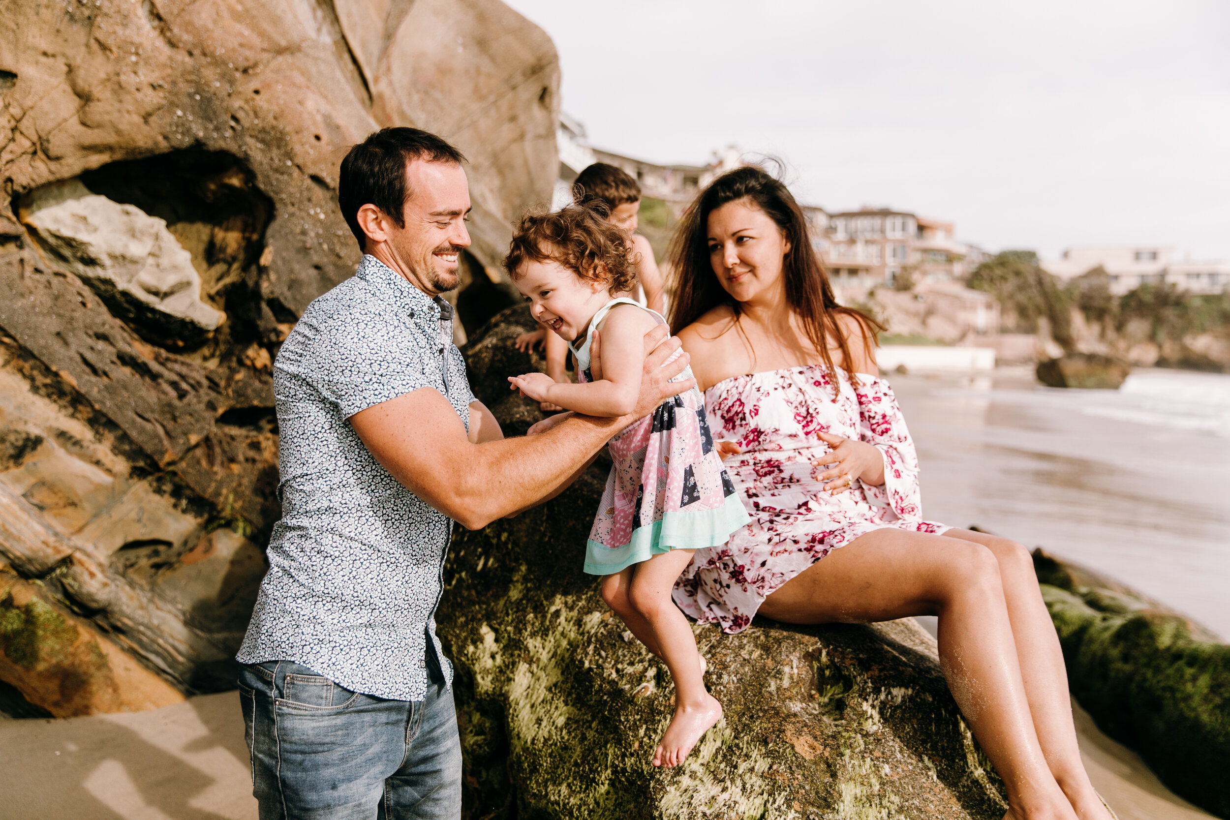 Laguna Beach Family Photographer, Orange County Family Photographer, OC Family Photographer, SoCal Family Photographer, Pearl St Laguna Beach, Laguna Beach Family Photos, Family Photos in Laguna Beach