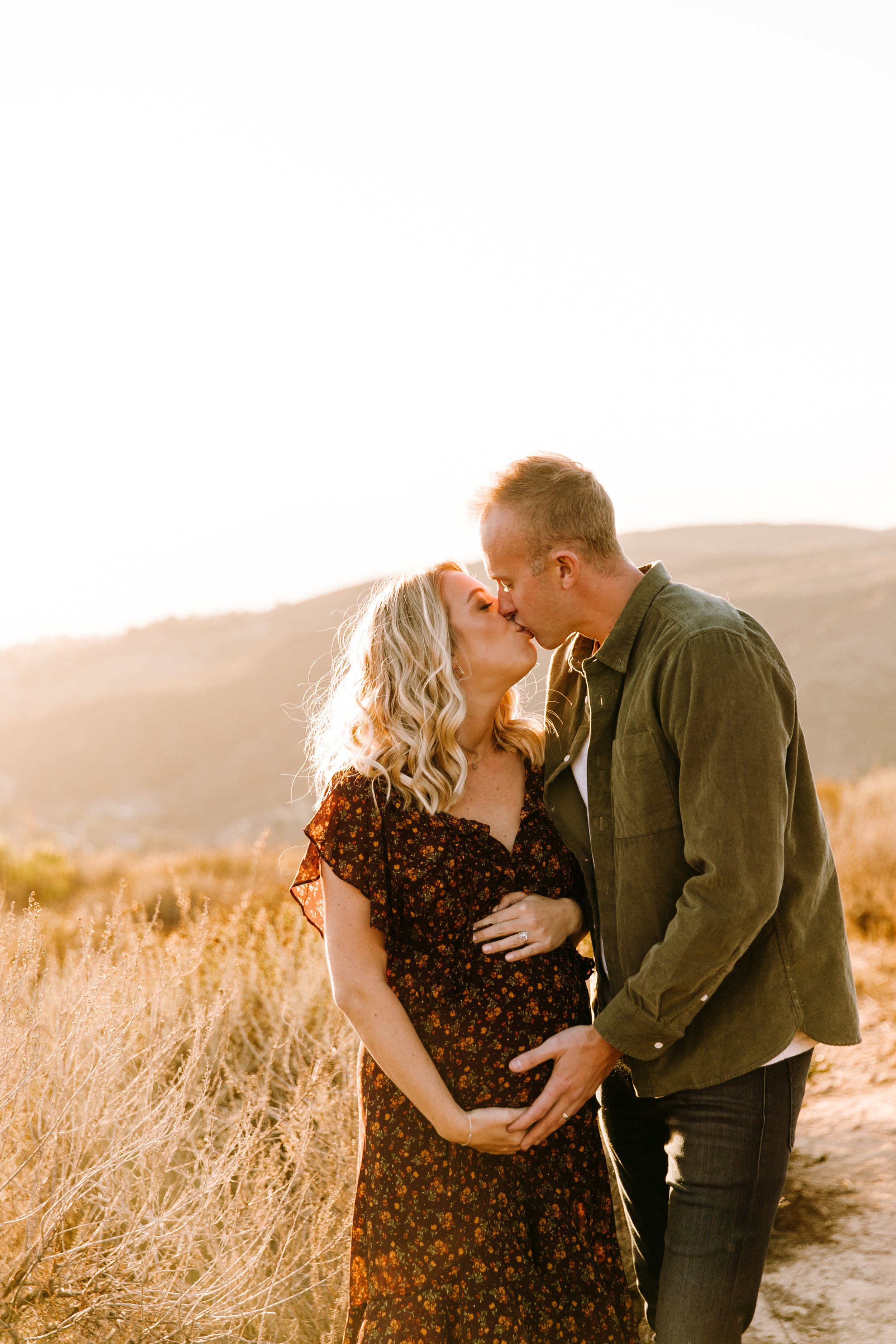 Orange County maternity photographer, OC maternity photographer, Laguna Beach maternity photographer, Laguna Beach Maternity Session, Orange County Photographer, Southern California Photographer